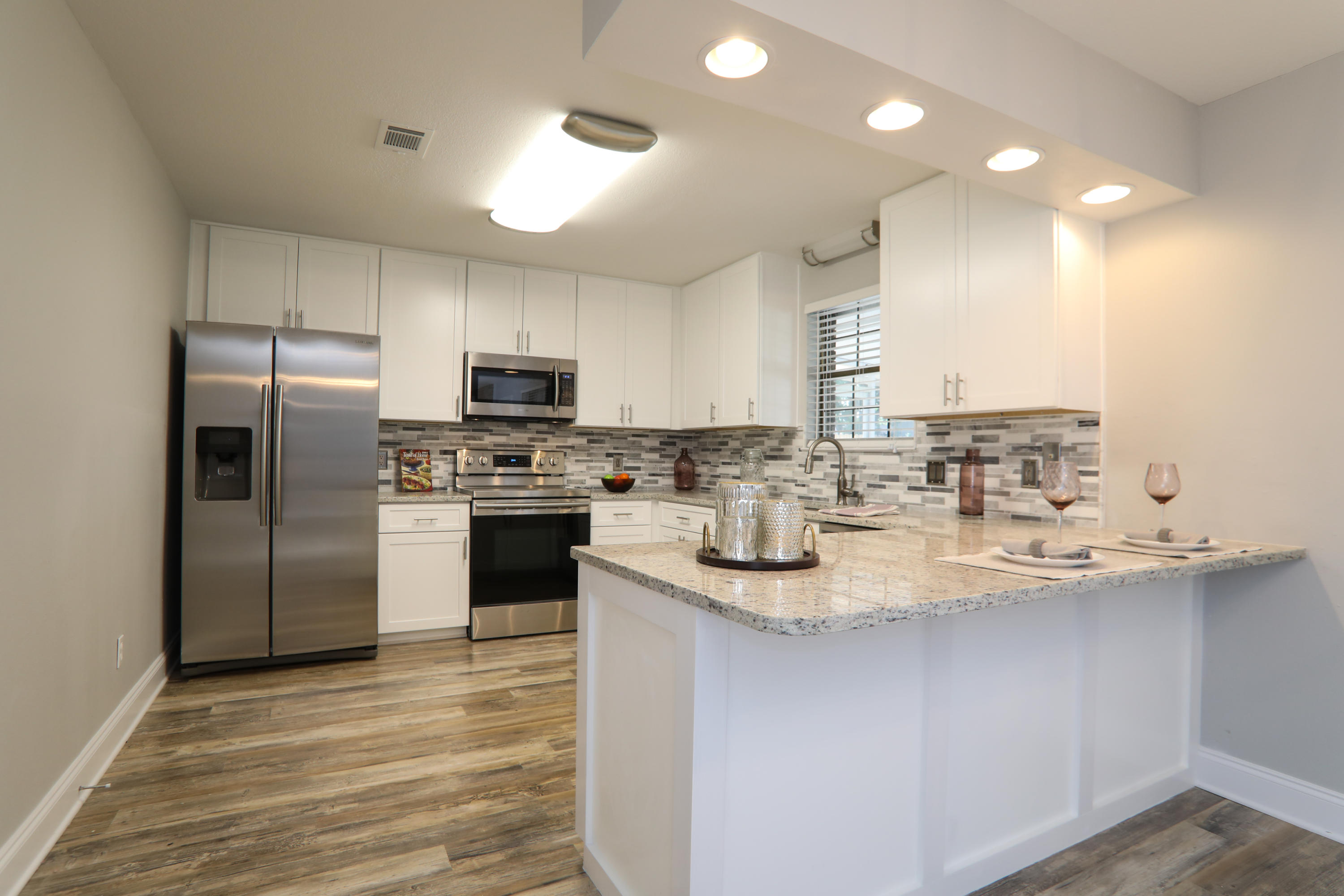 KELL-AIRE GARDENS - Residential