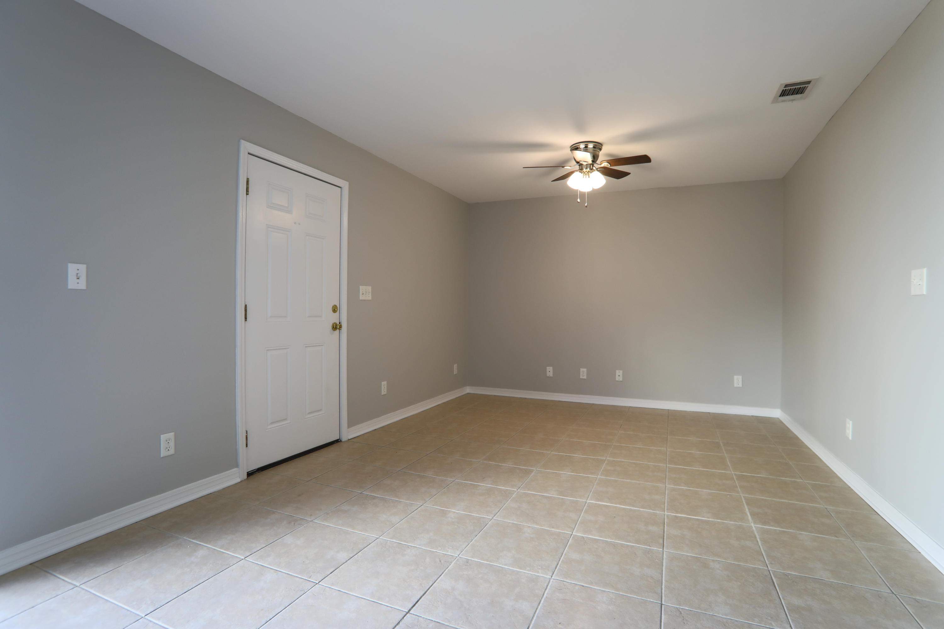 KELL-AIRE GARDENS - Residential