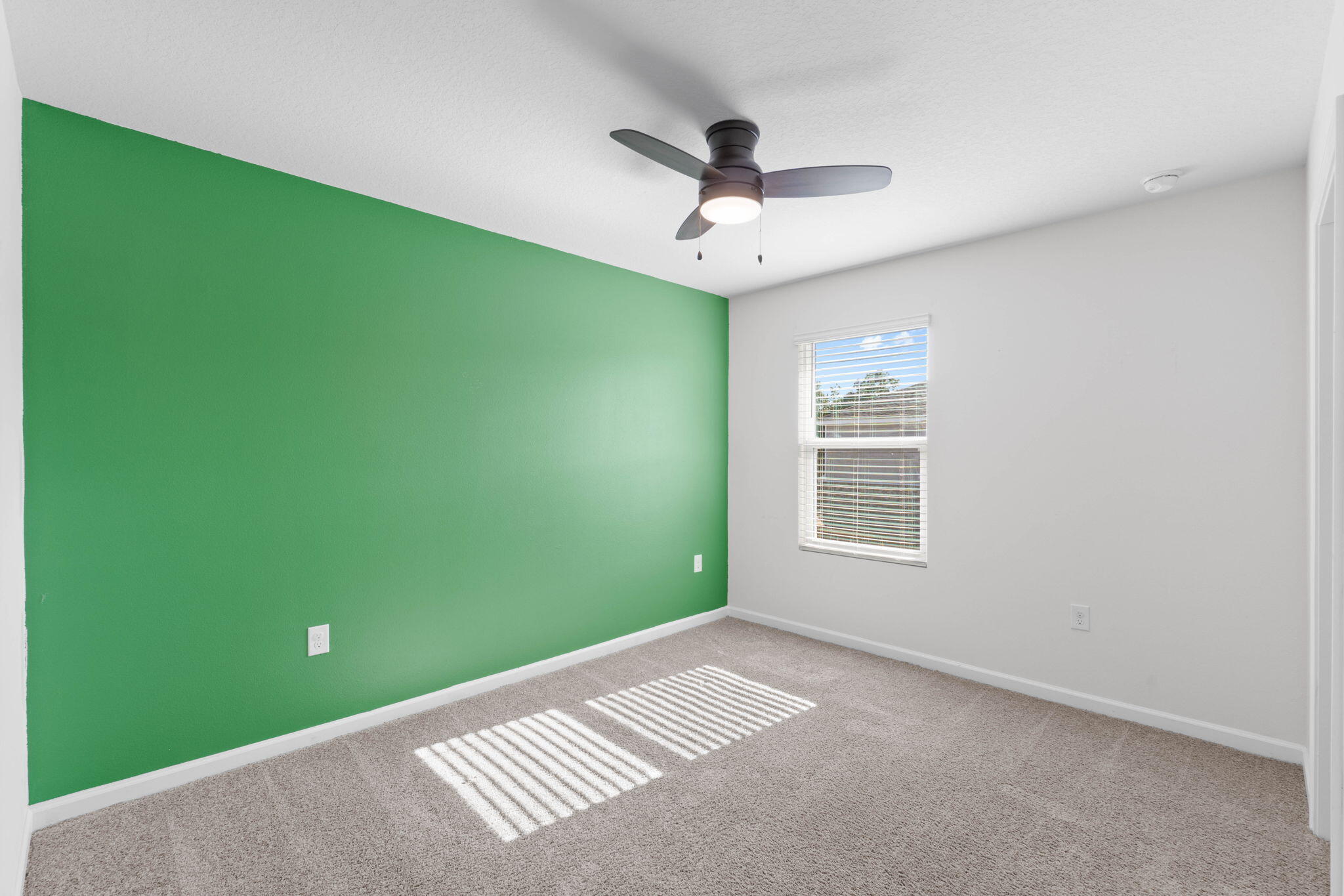 REDSTONE COMMONS - Residential Lease