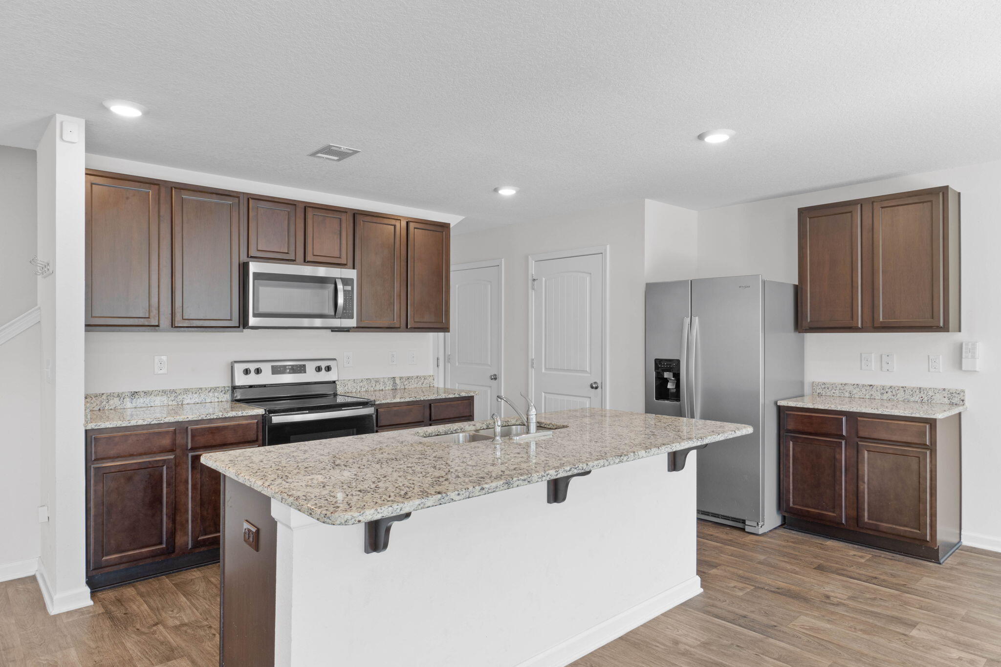 REDSTONE COMMONS - Residential Lease