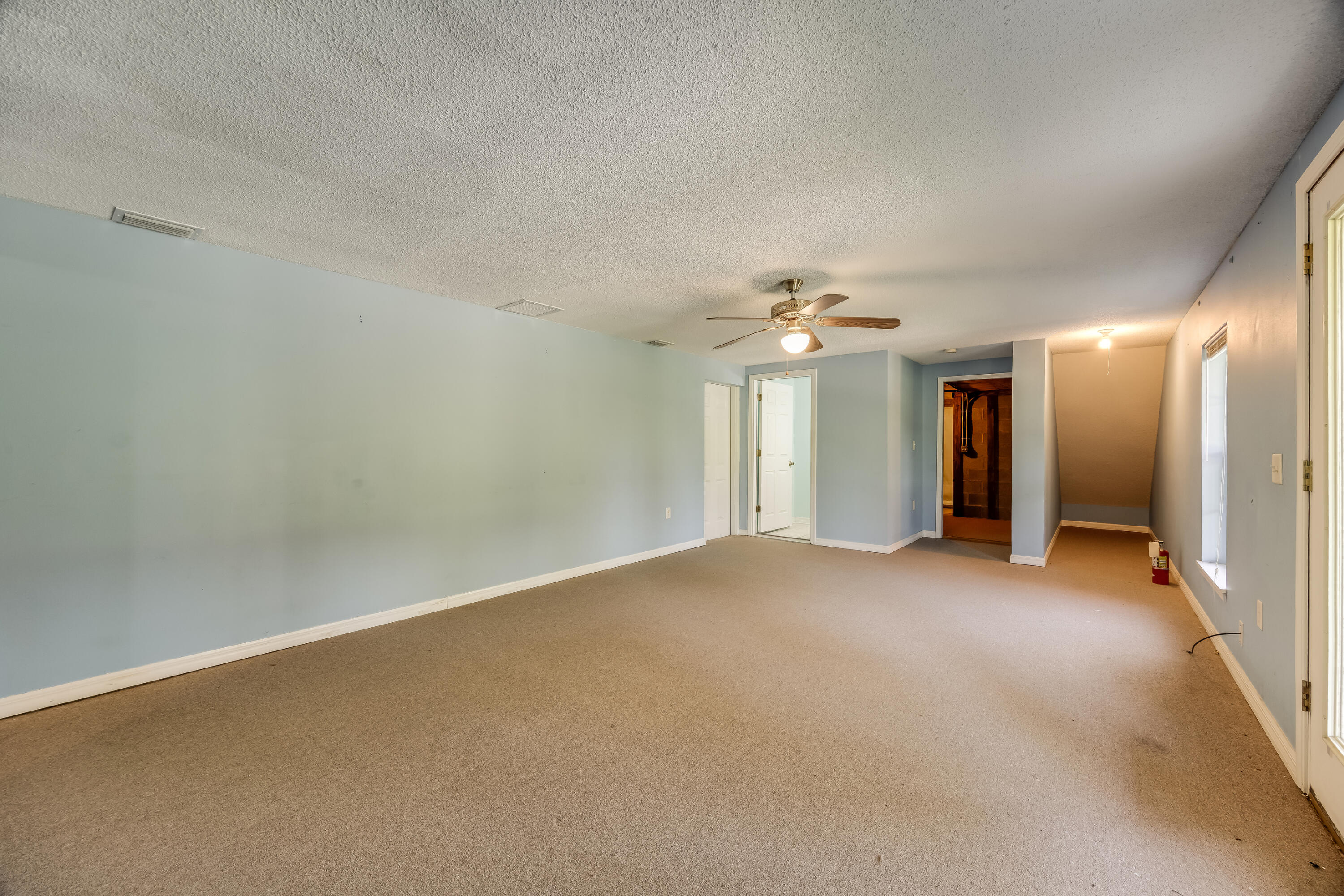 METES & BOUNDS - Residential Lease