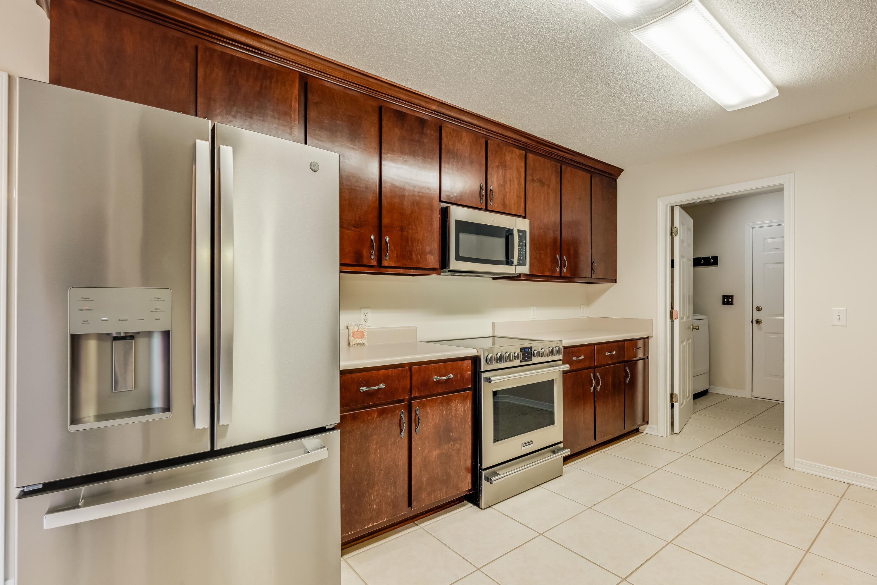 METES & BOUNDS - Residential Lease