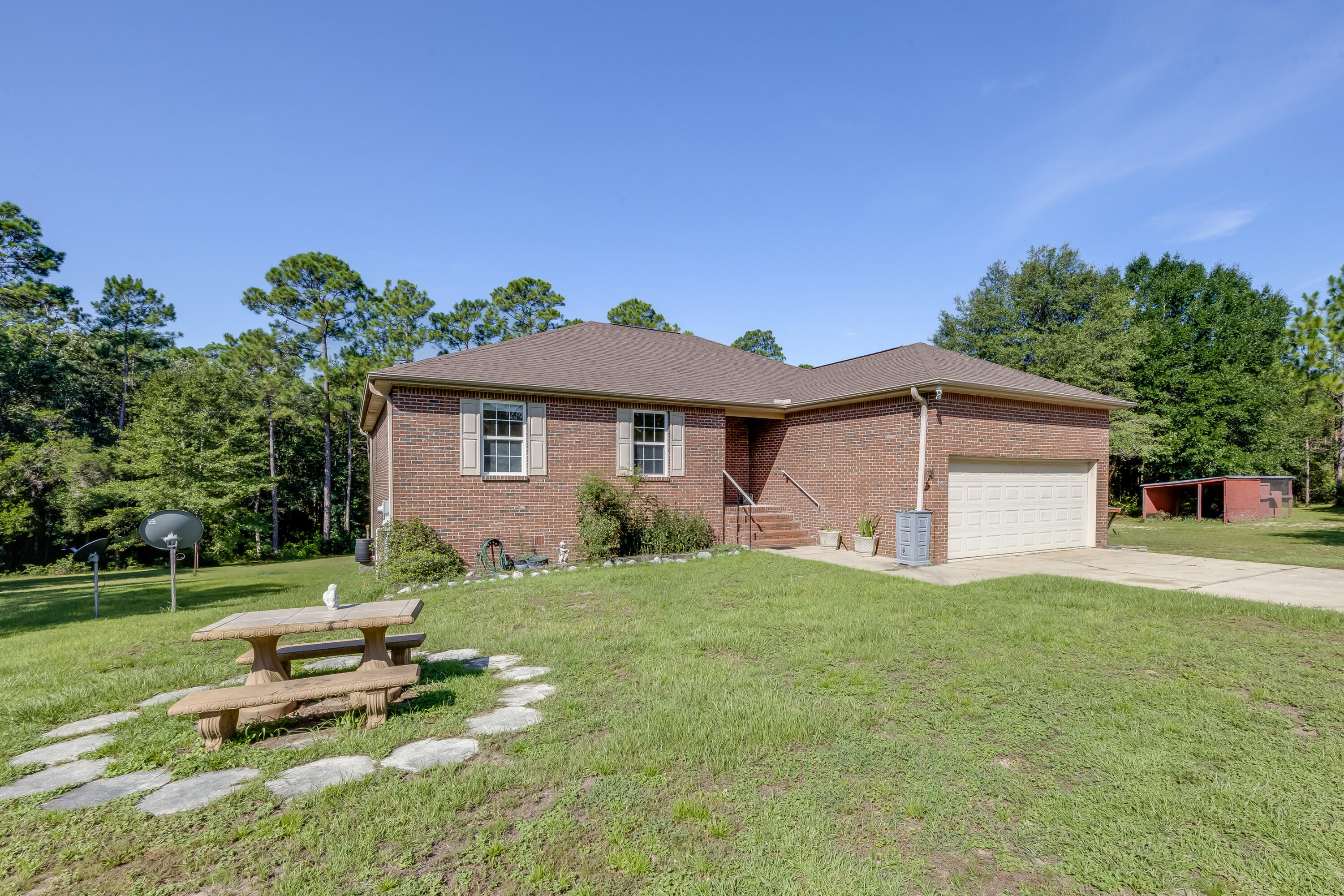 METES & BOUNDS - Residential Lease
