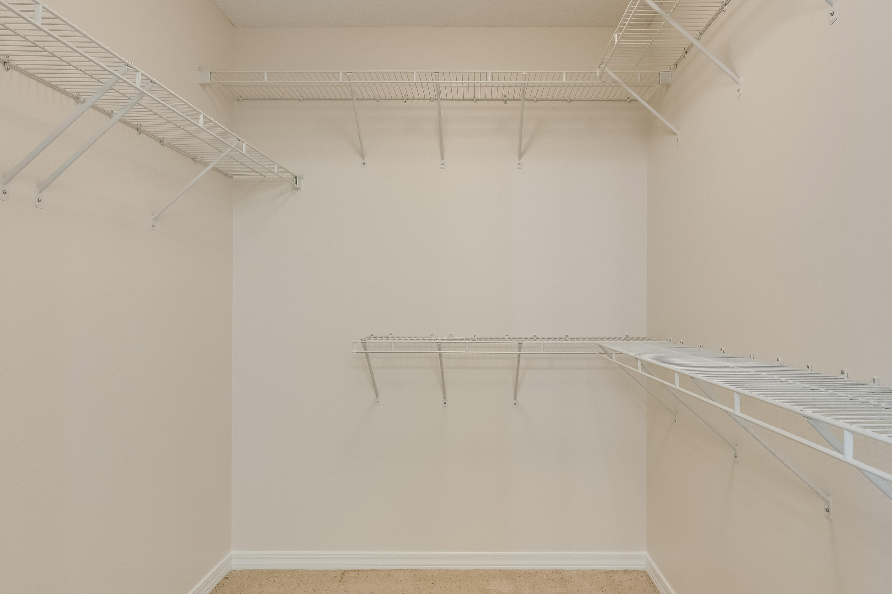 METES & BOUNDS - Residential Lease