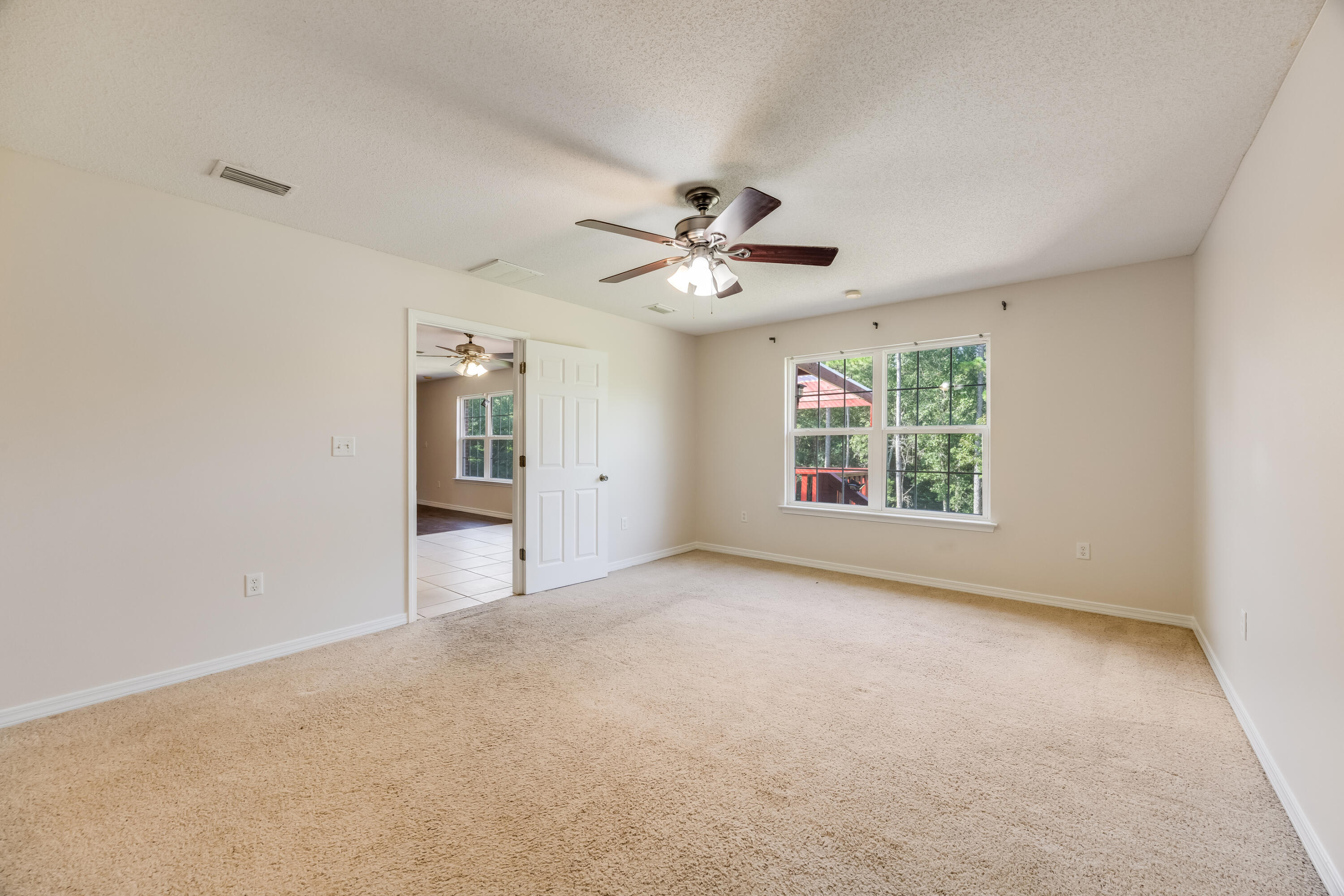 METES & BOUNDS - Residential Lease