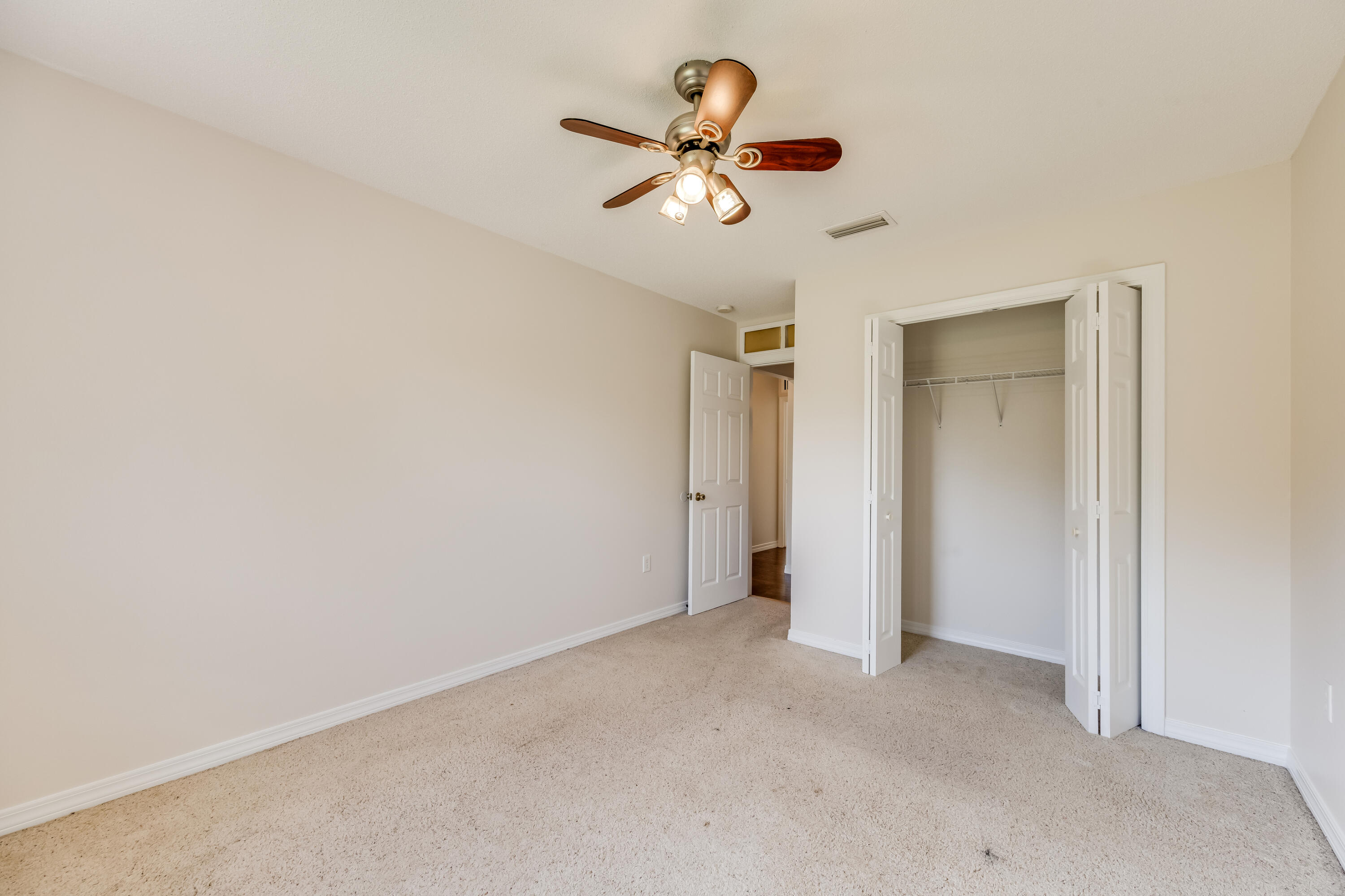 METES & BOUNDS - Residential Lease