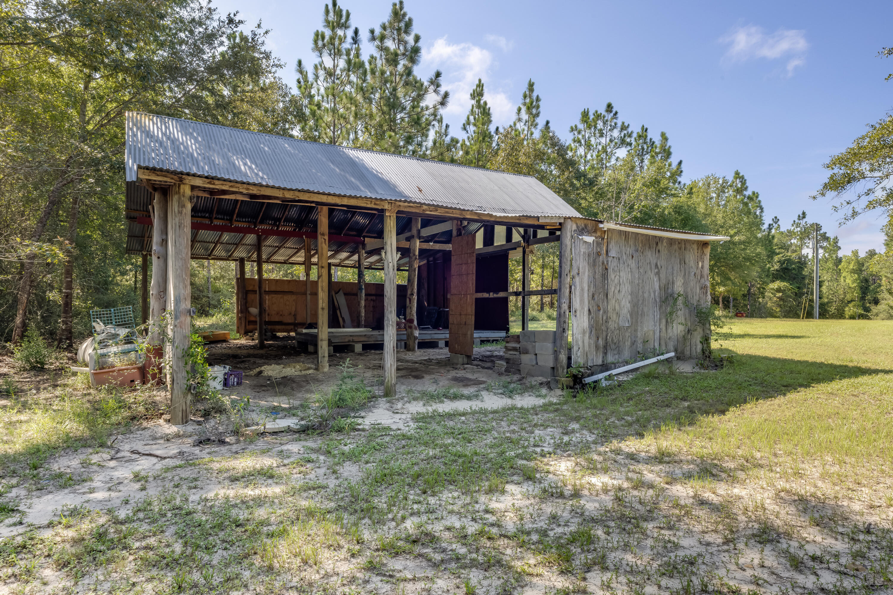 METES & BOUNDS - Residential Lease
