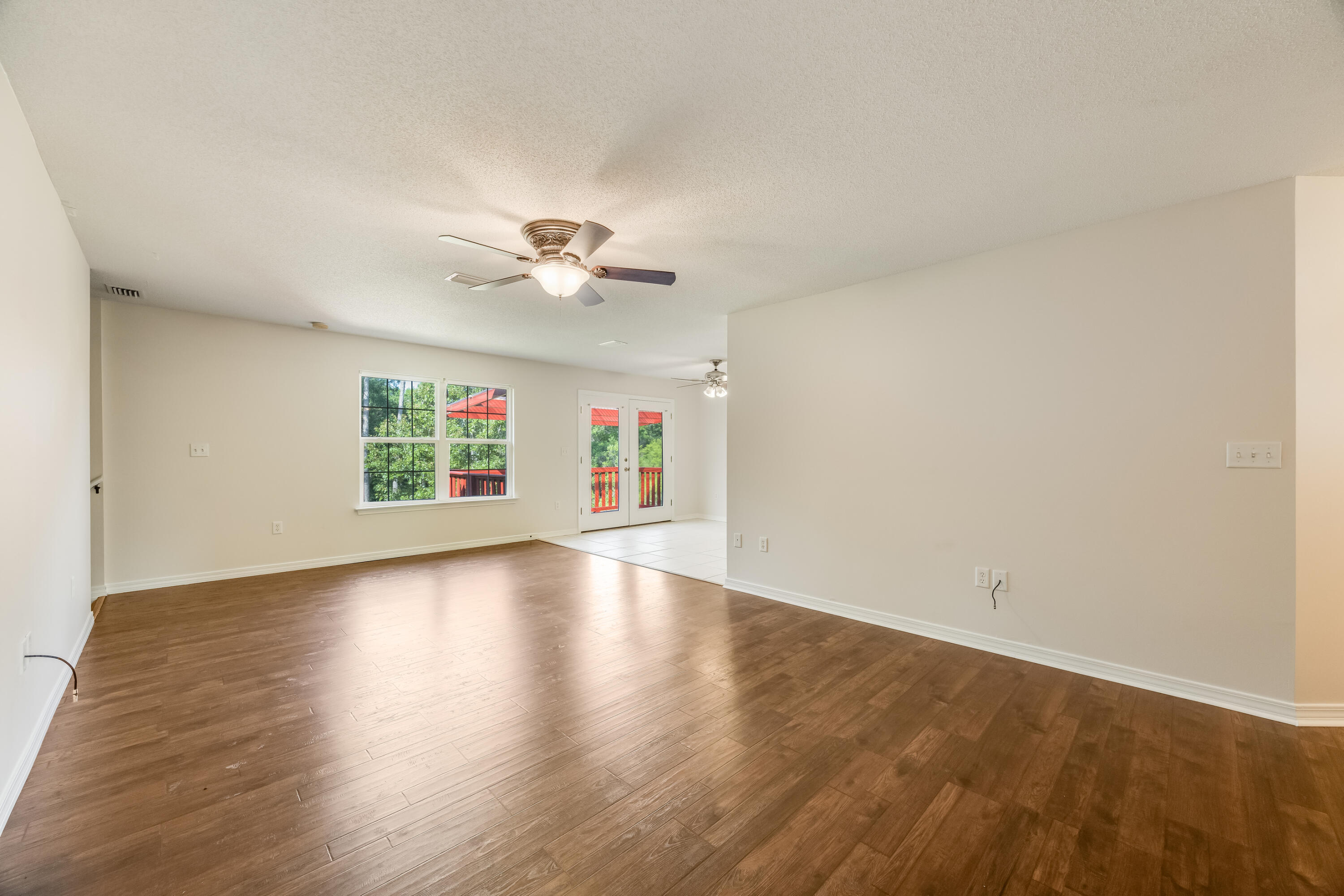 METES & BOUNDS - Residential Lease