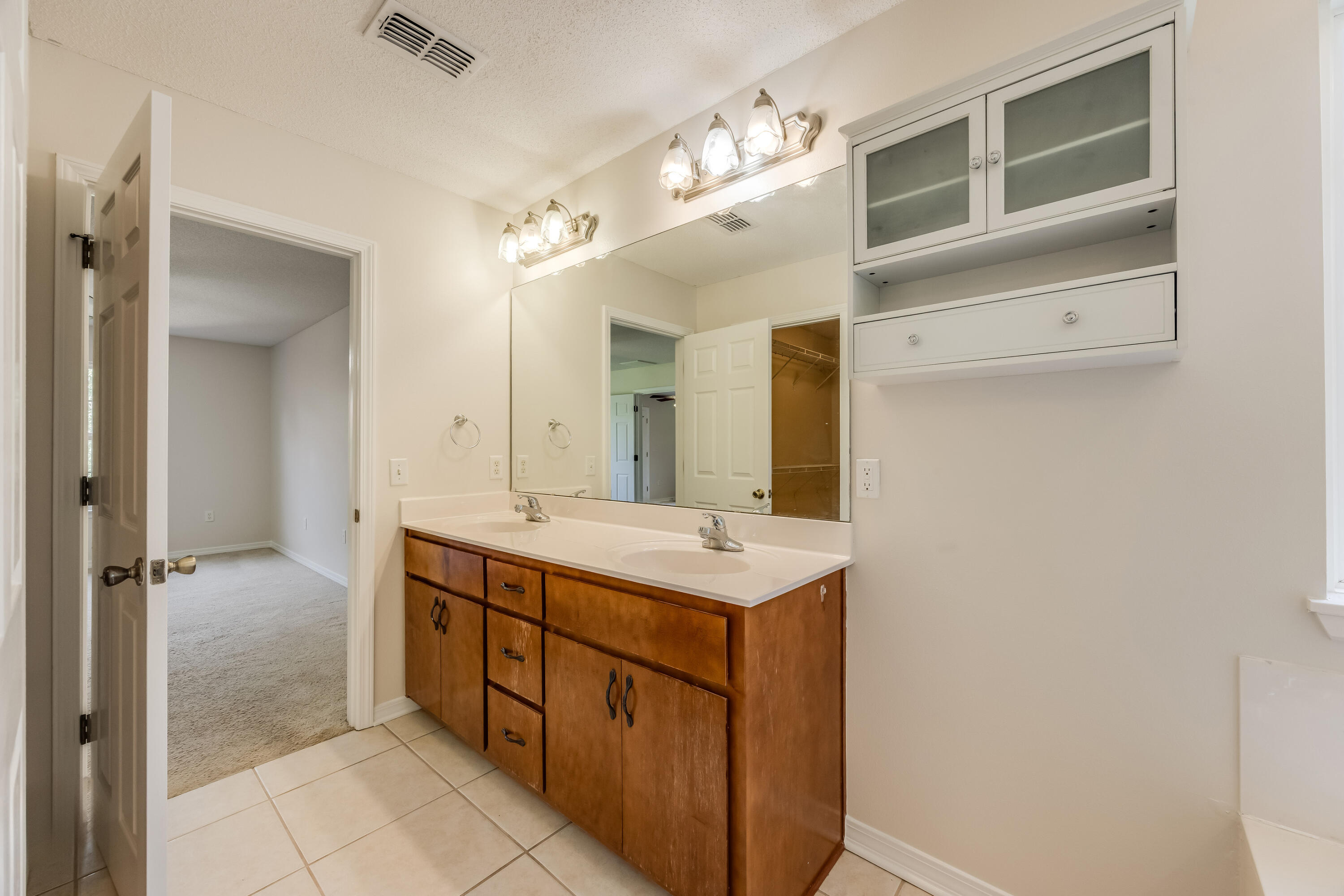 METES & BOUNDS - Residential Lease