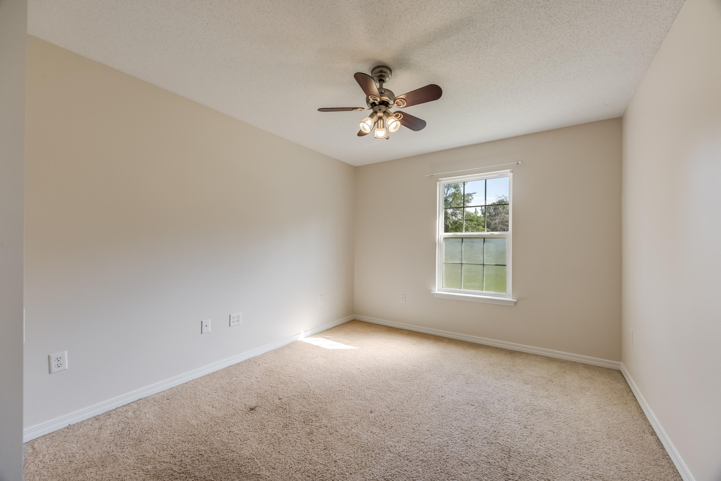 METES & BOUNDS - Residential Lease