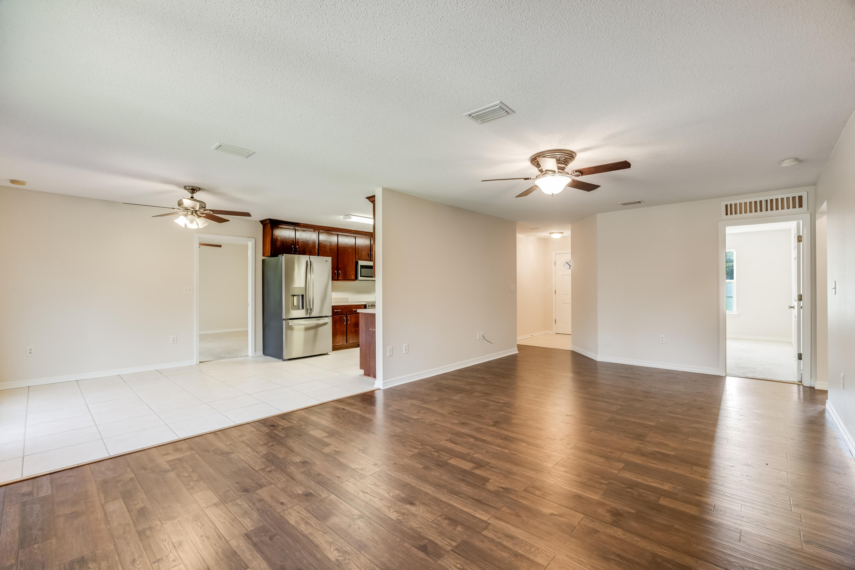 METES & BOUNDS - Residential Lease