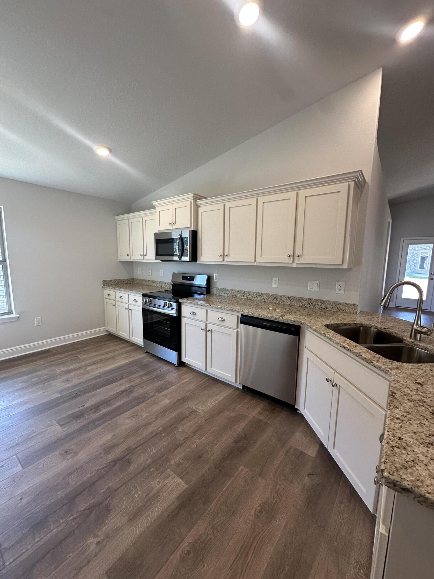 Ridgeway Landing - Residential