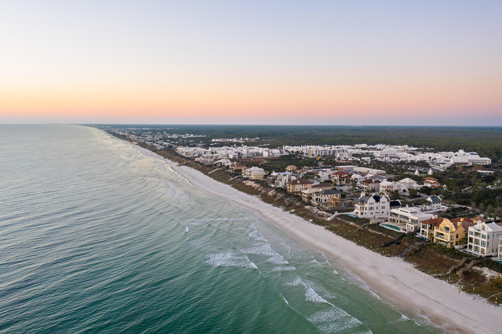 PARADISE BY THE SEA - Residential