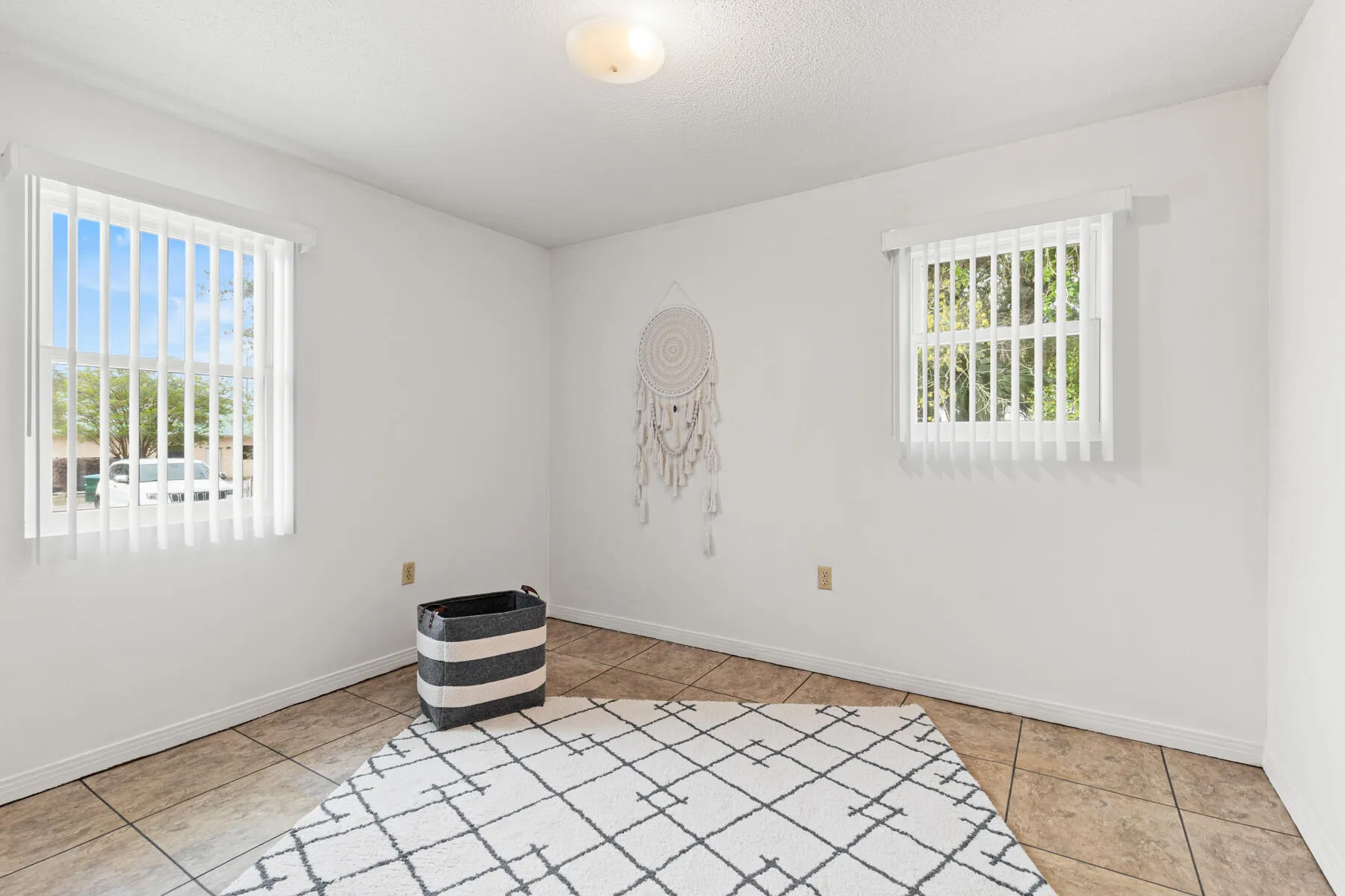 Navarre, Florida 32566, United States, 3 Bedrooms Bedrooms, ,2 BathroomsBathrooms,Residential,Active,103518