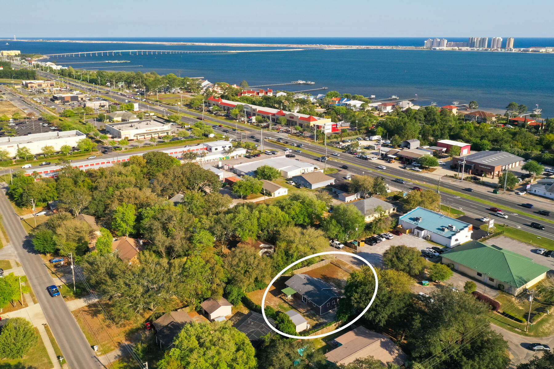 WEST NAVARRE - Residential