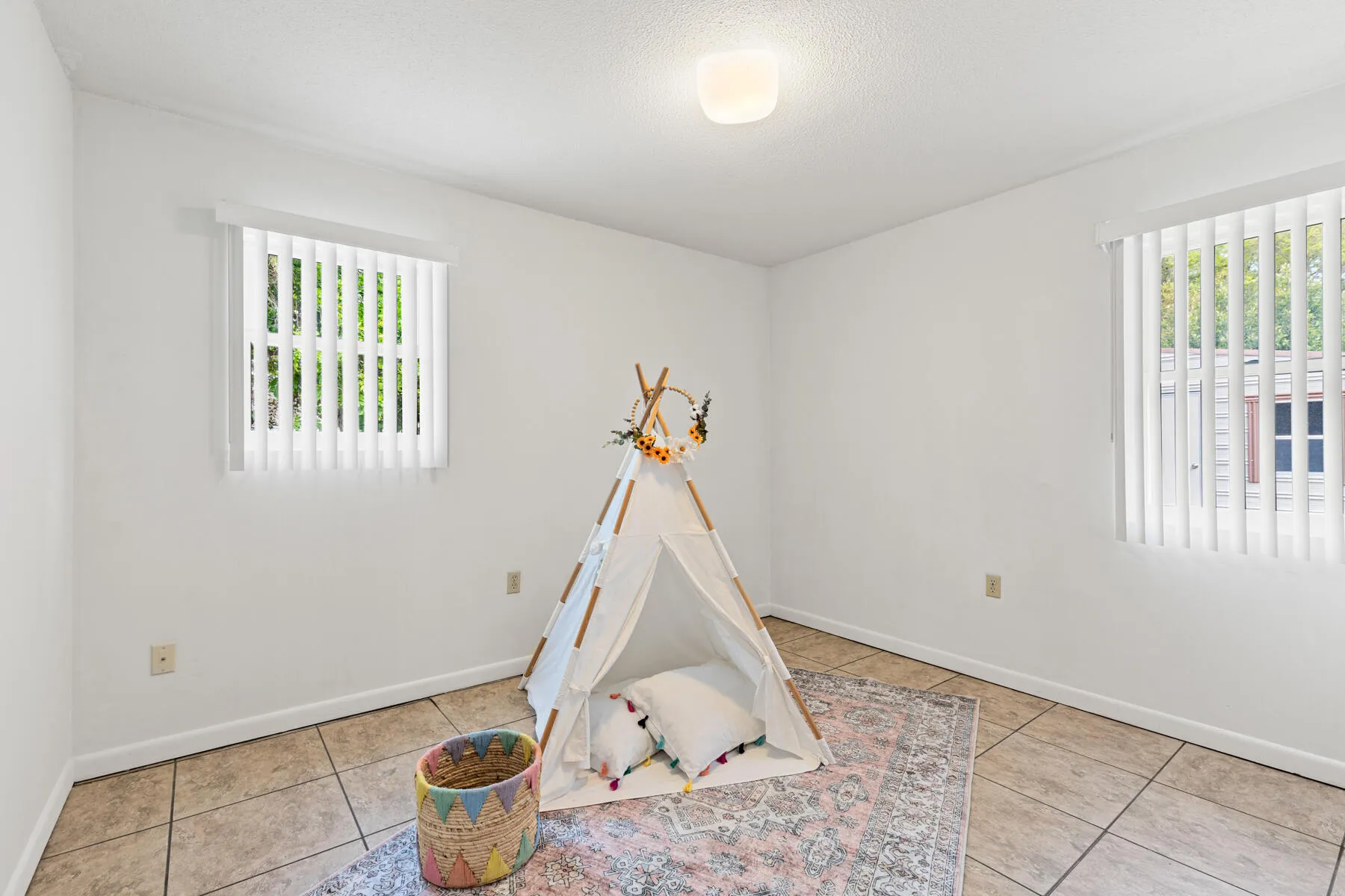 Navarre, Florida 32566, United States, 3 Bedrooms Bedrooms, ,2 BathroomsBathrooms,Residential,Active,103518