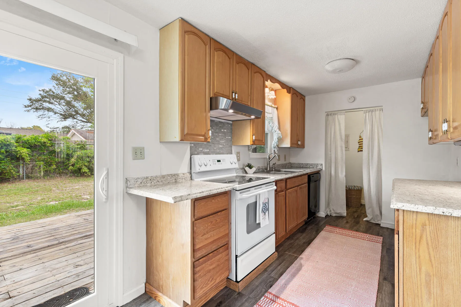 Navarre, Florida 32566, United States, 3 Bedrooms Bedrooms, ,2 BathroomsBathrooms,Residential,Active,103518