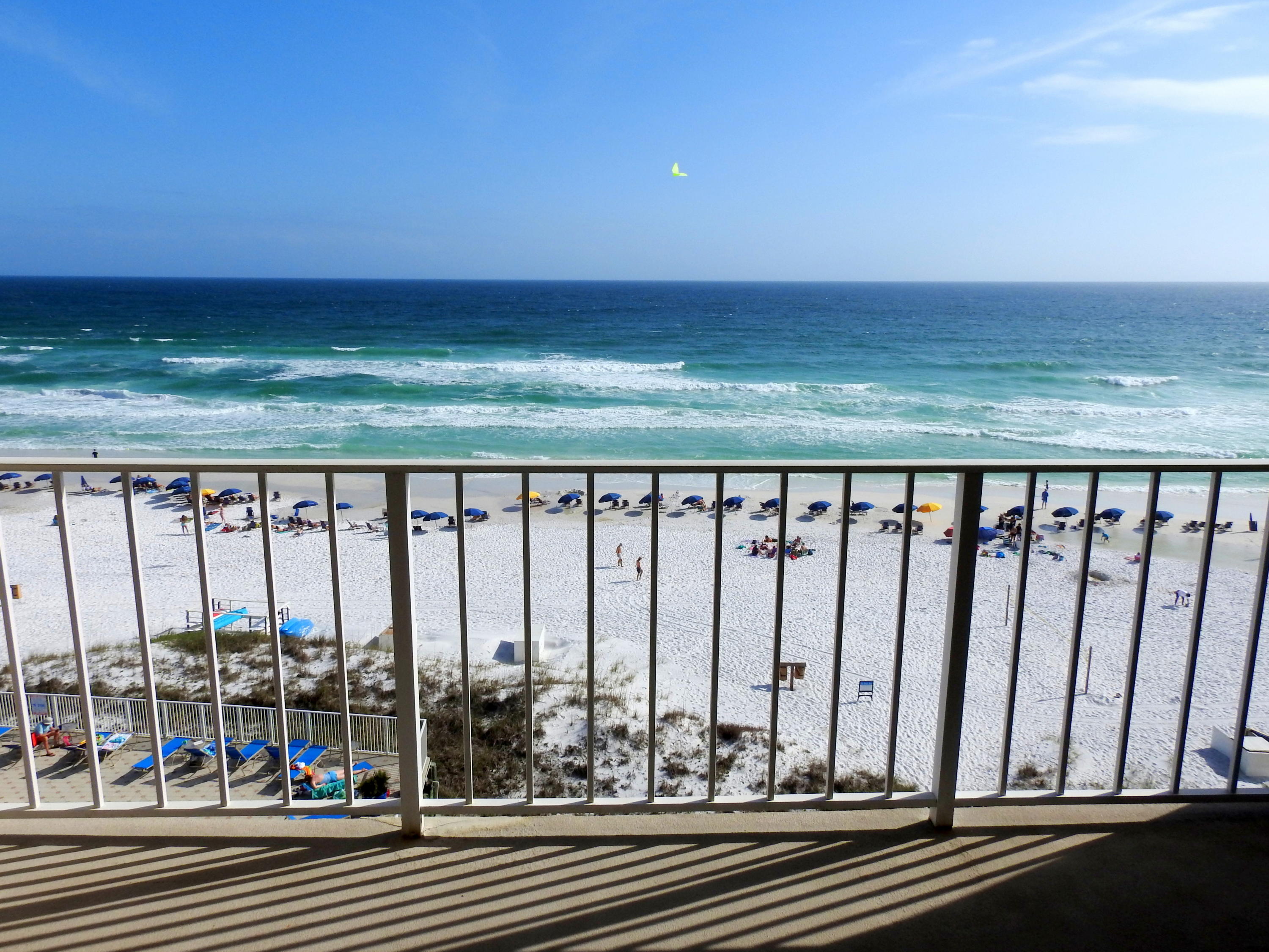 BEACH HOUSE CONDO PH 1 - Residential