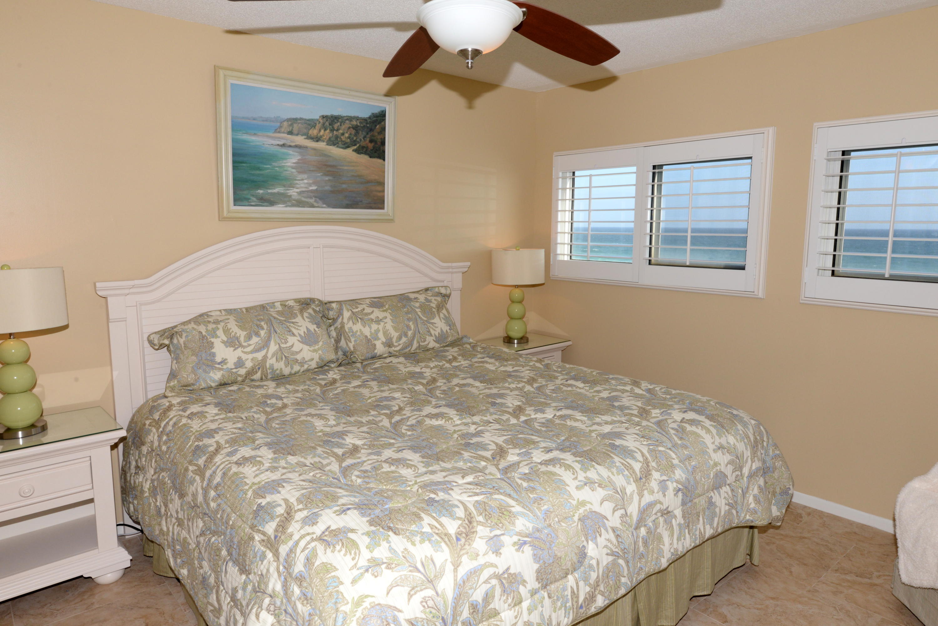 BEACH HOUSE CONDO PH 1 - Residential