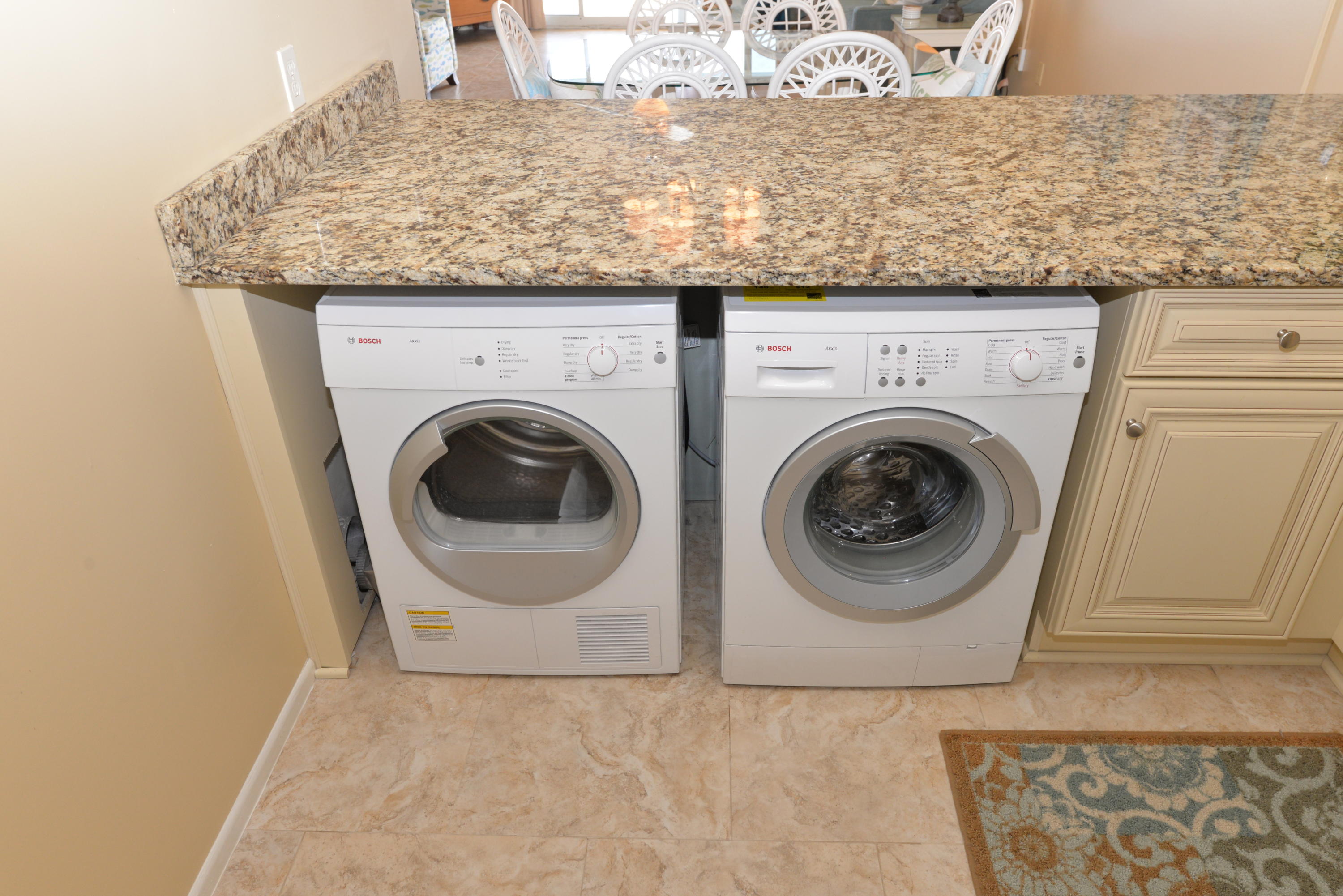 BEACH HOUSE CONDO PH 1 - Residential