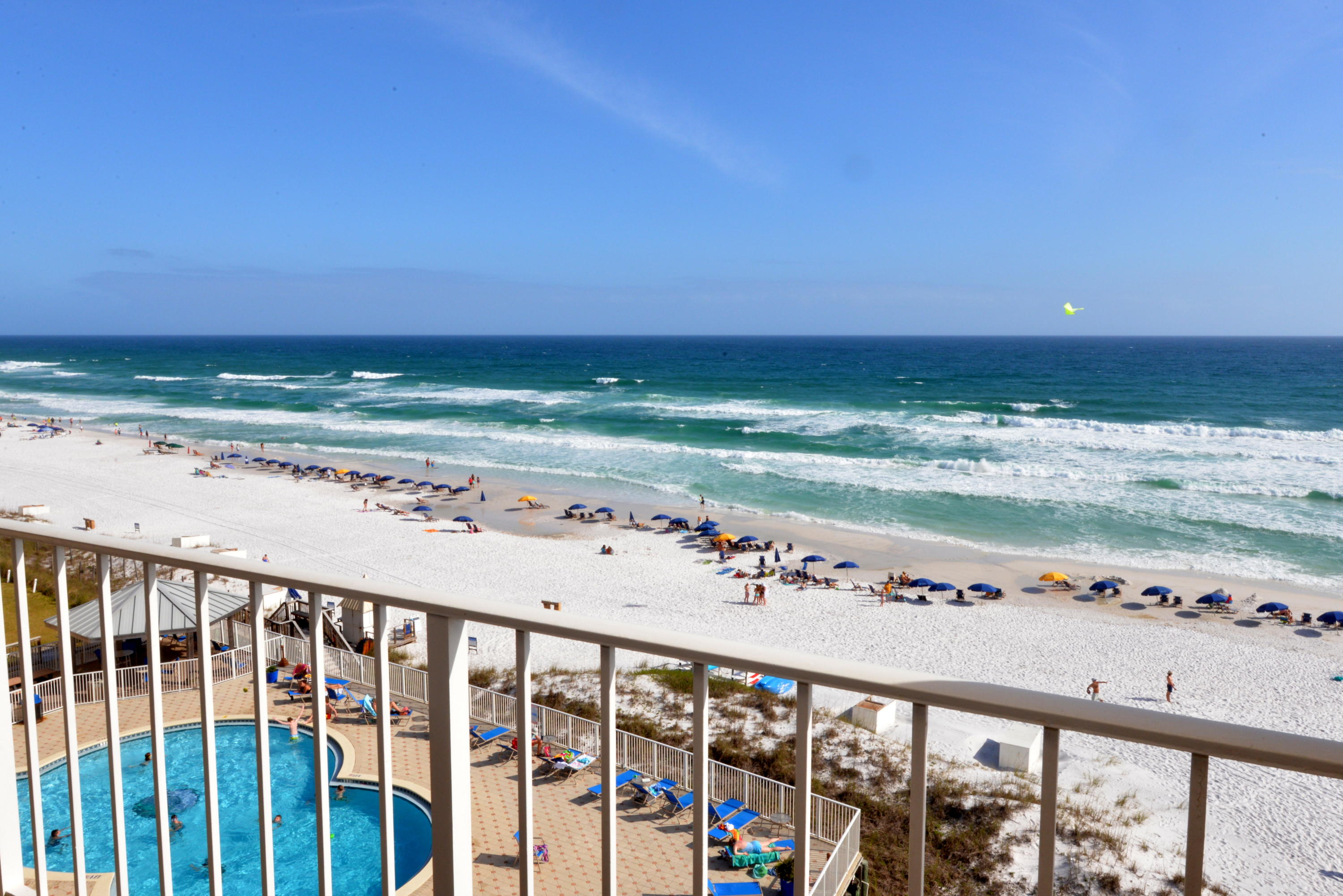 BEACH HOUSE CONDO PH 1 - Residential