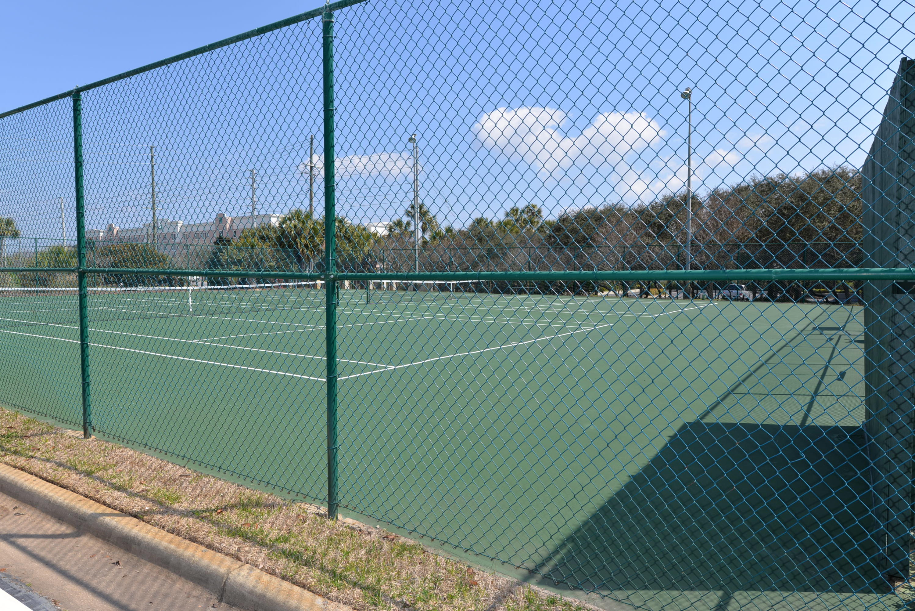 BEACH HOUSE CONDO PH 1 - Residential