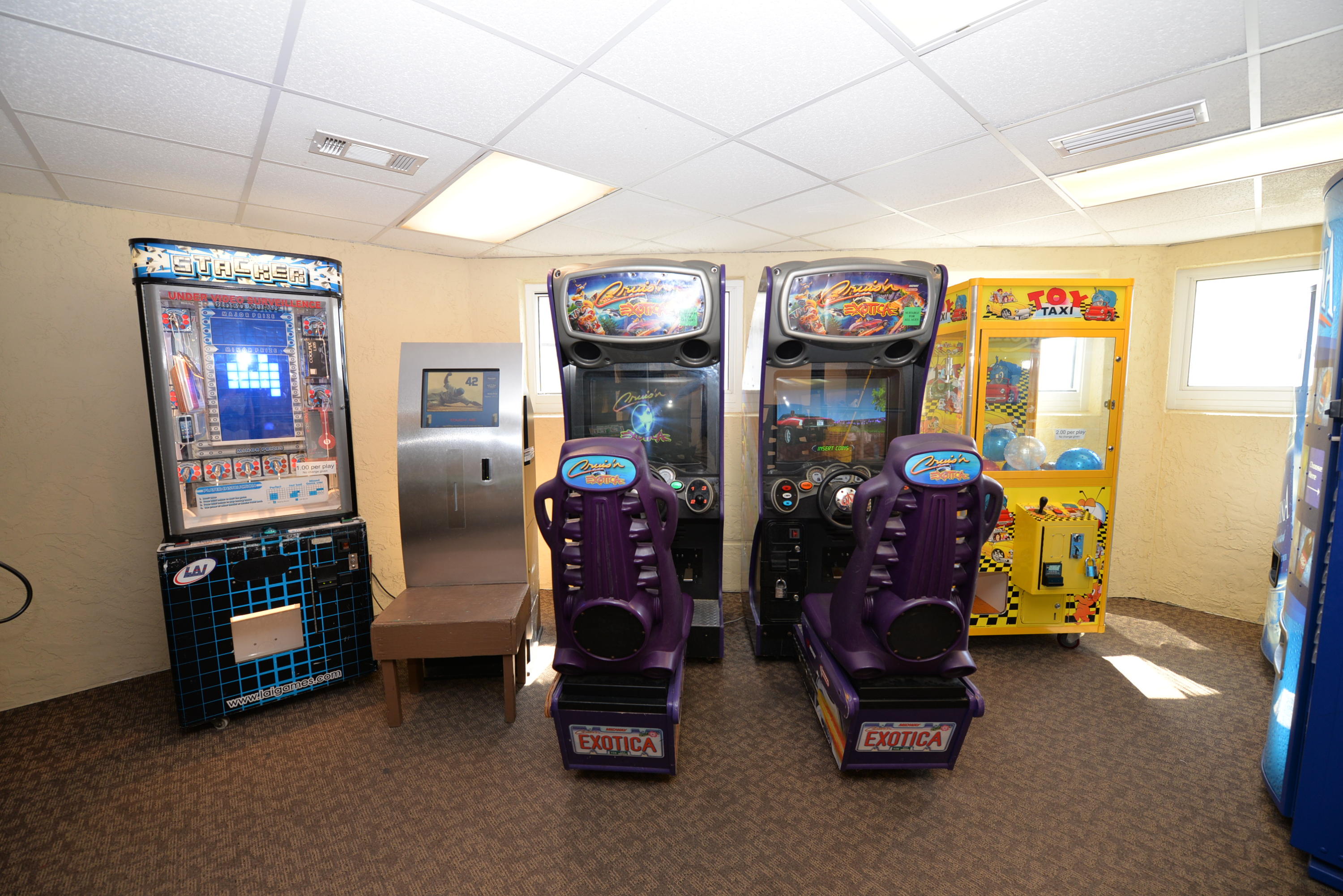 BEACH HOUSE CONDO PH 1 - Residential