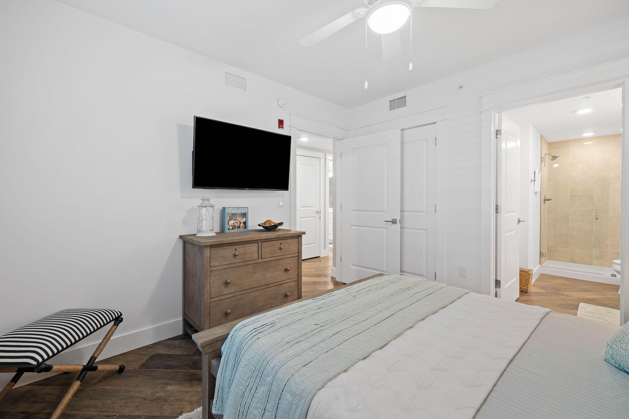 BLU Condo - Residential