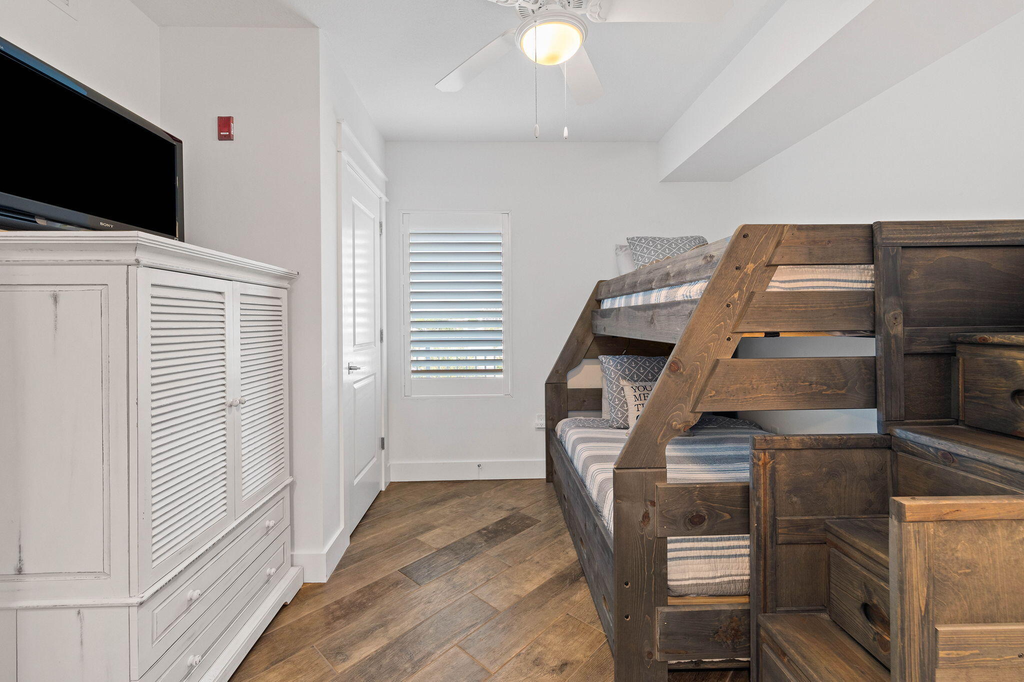 BLU Condo - Residential