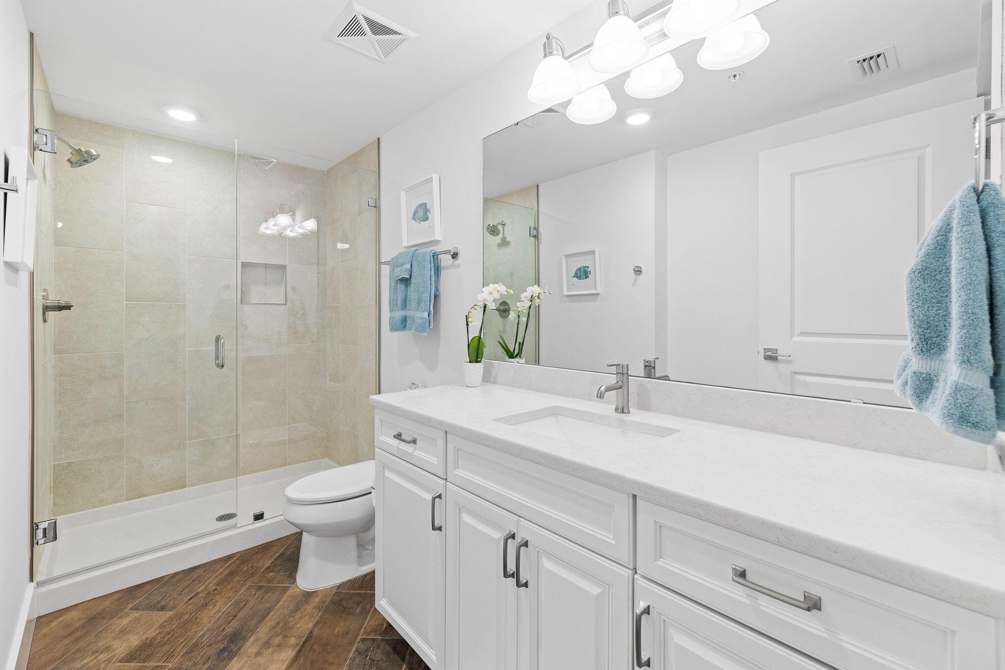 BLU Condo - Residential