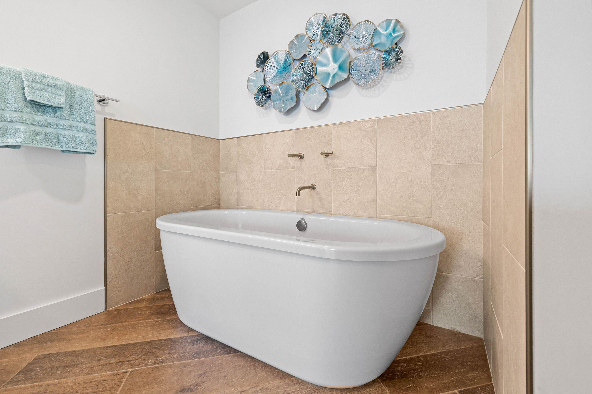 BLU Condo - Residential