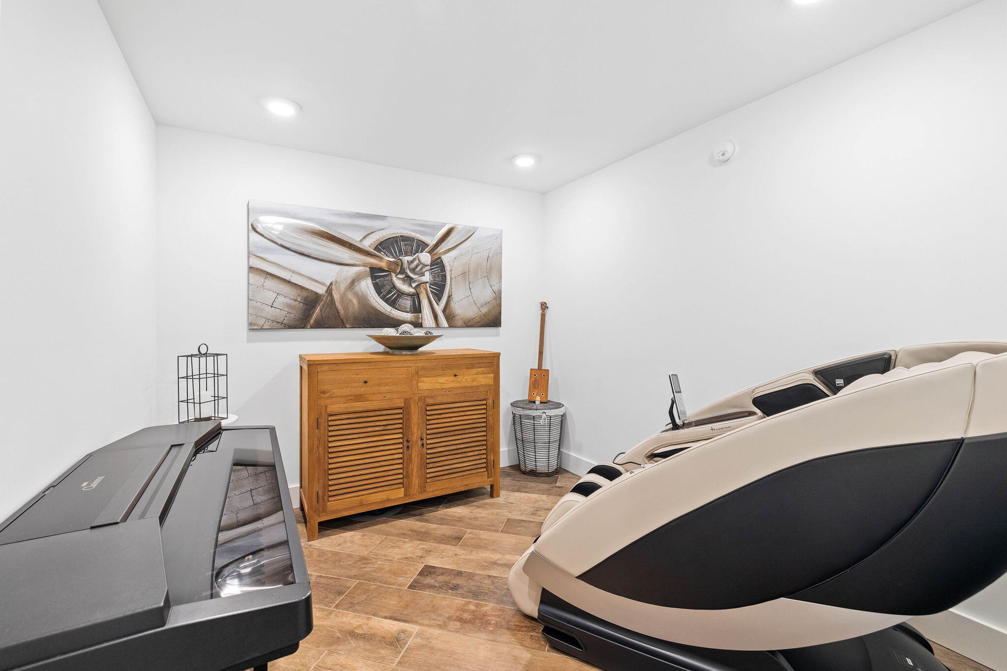 BLU Condo - Residential