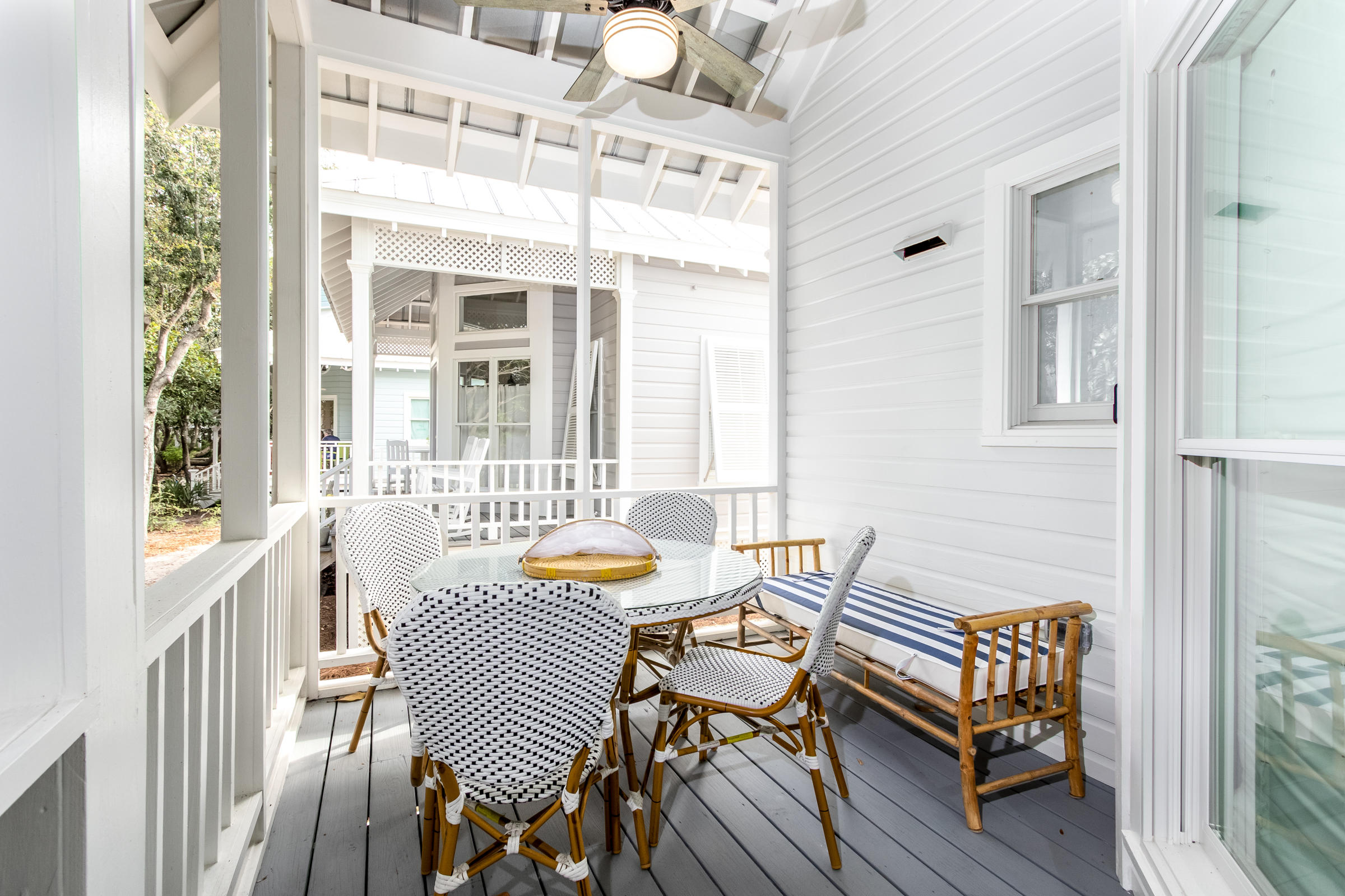 SEASIDE 01 - Residential