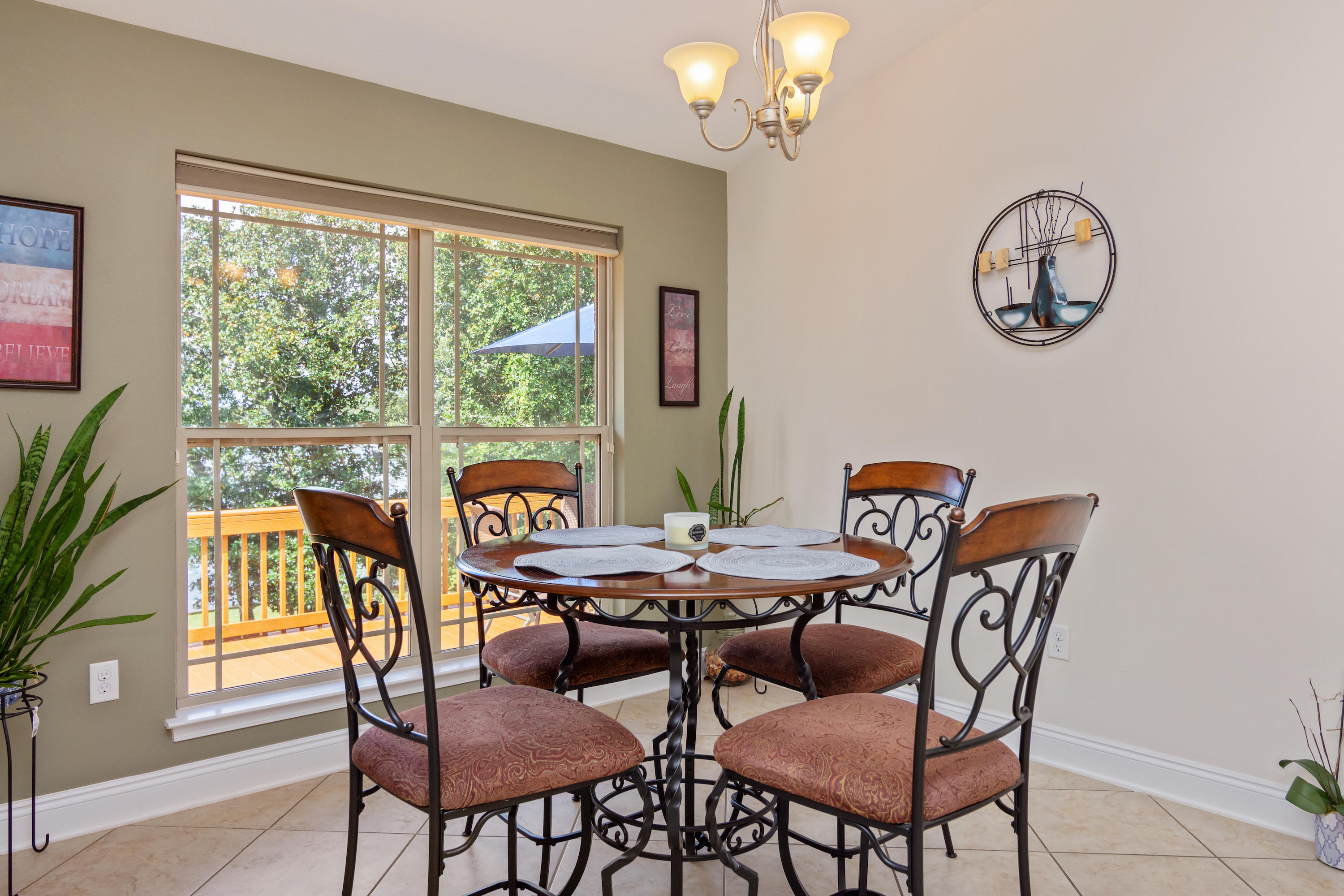 LAKE HOLLEY ESTATES - Residential