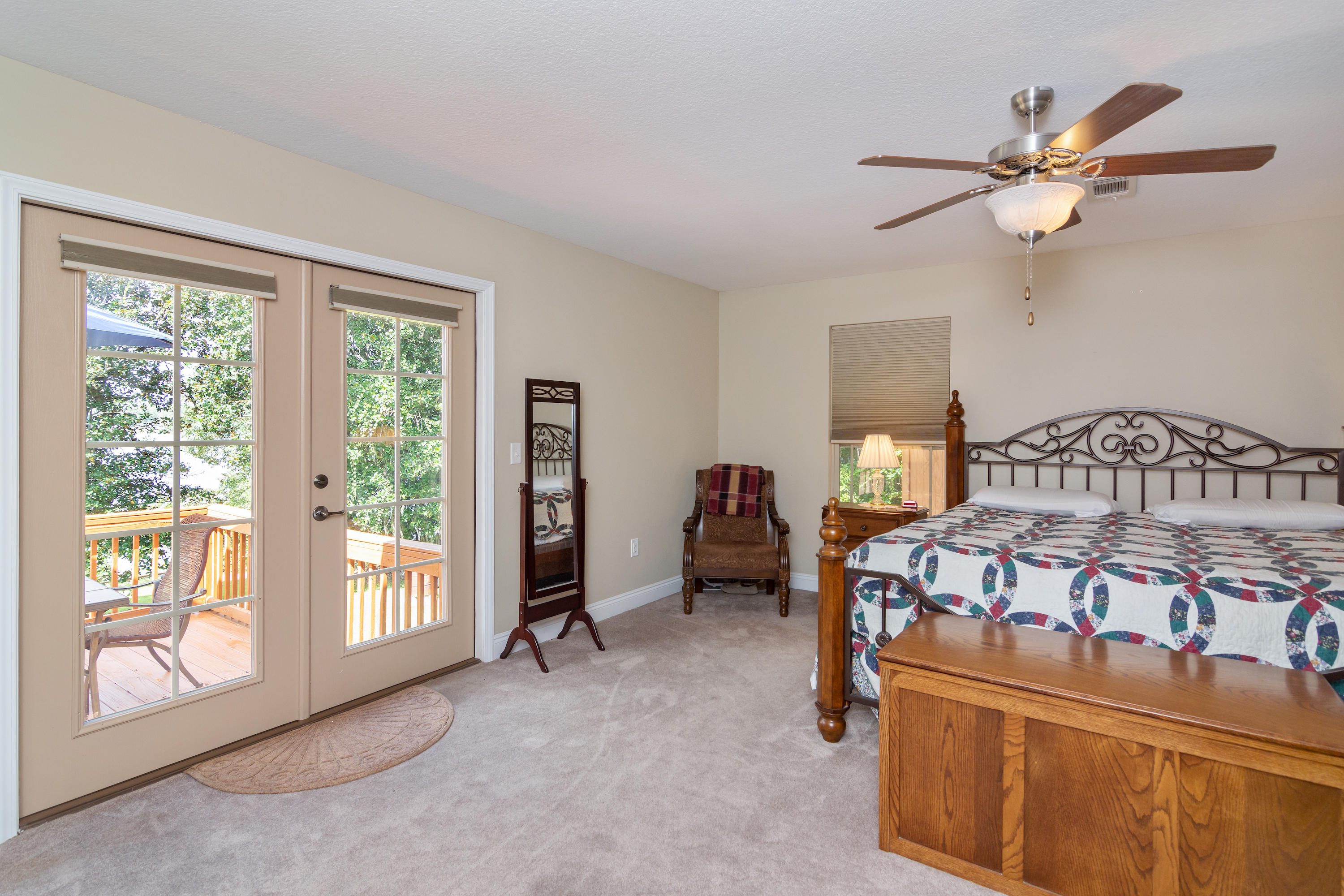 LAKE HOLLEY ESTATES - Residential