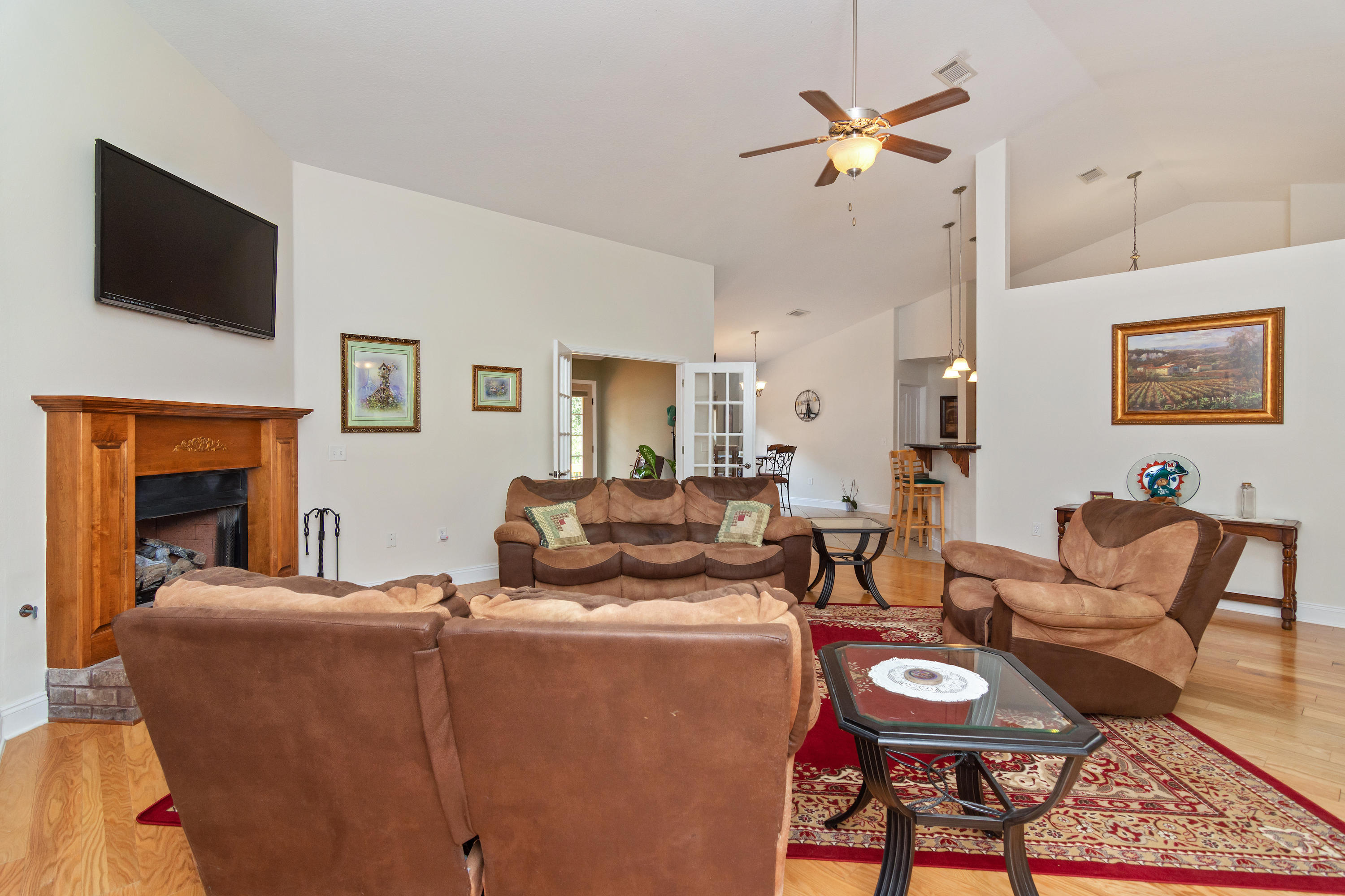 LAKE HOLLEY ESTATES - Residential