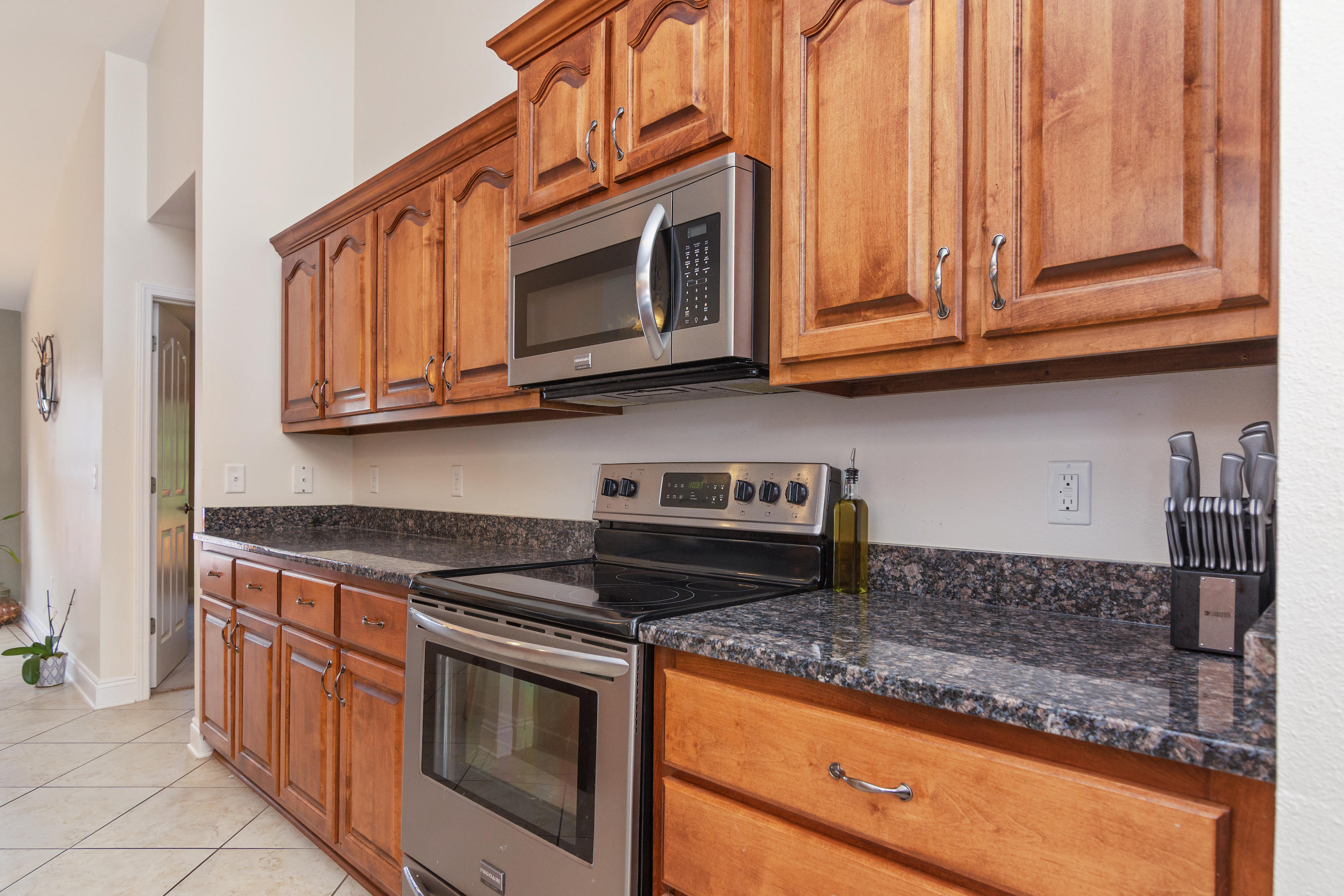 LAKE HOLLEY ESTATES - Residential