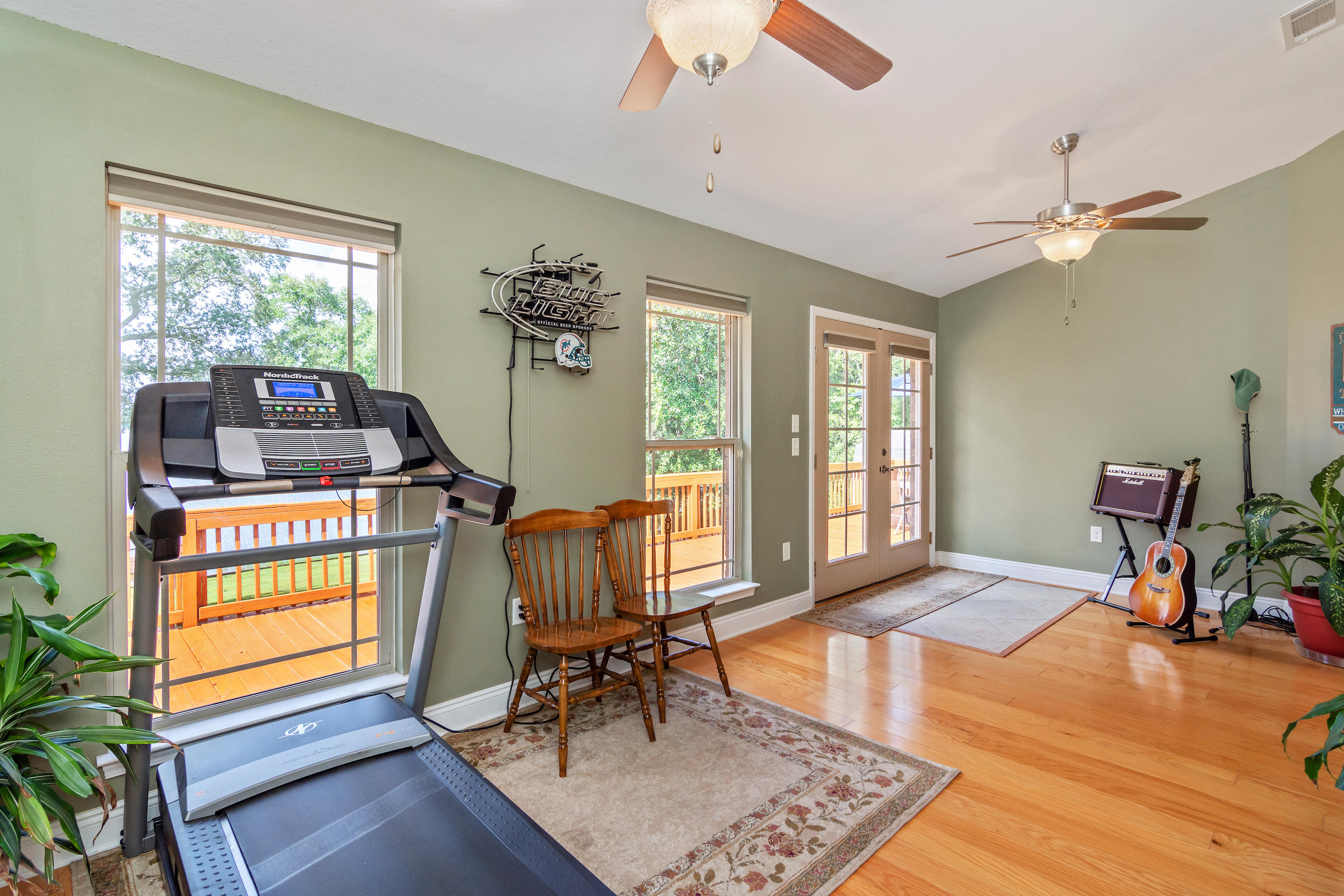 LAKE HOLLEY ESTATES - Residential