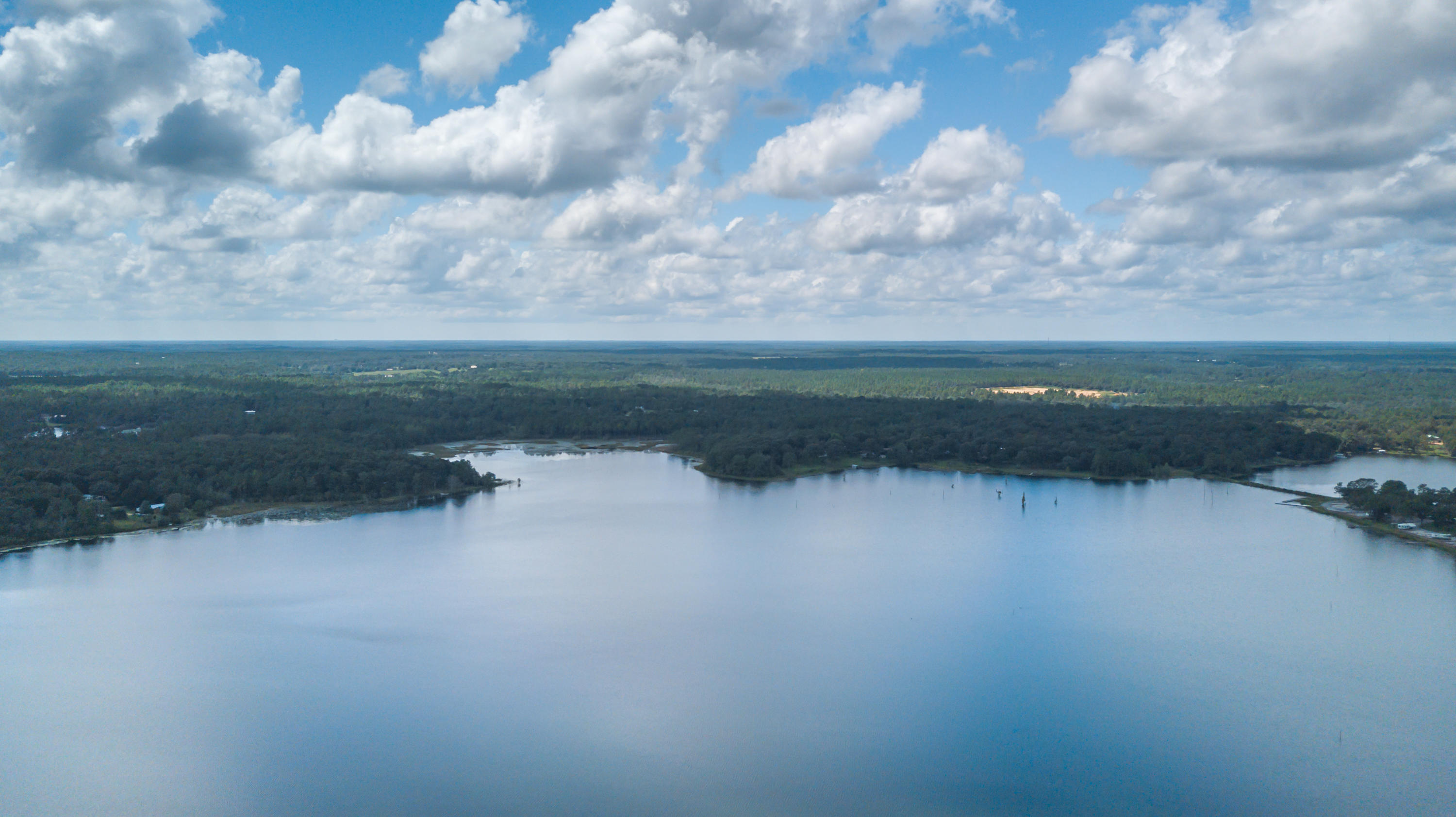 LAKE HOLLEY ESTATES - Residential