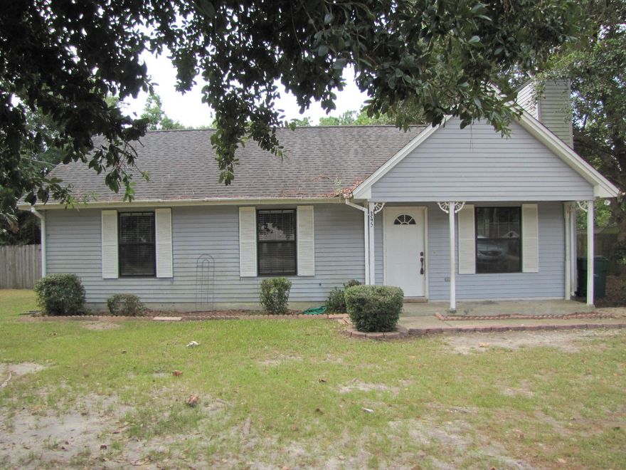 Nice home on large flat lot located in south Crestview. The home features new carpet, inside laundry closet, large eat-in kitchen, screened porch, and large fenced yard. A pet will be permitted with breed approval and pet fee.