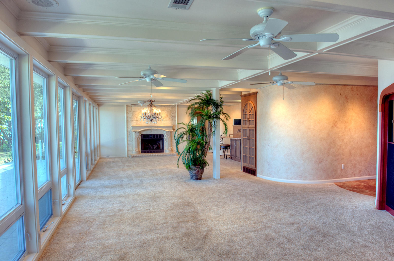 ELLIOTTS POINT - Residential