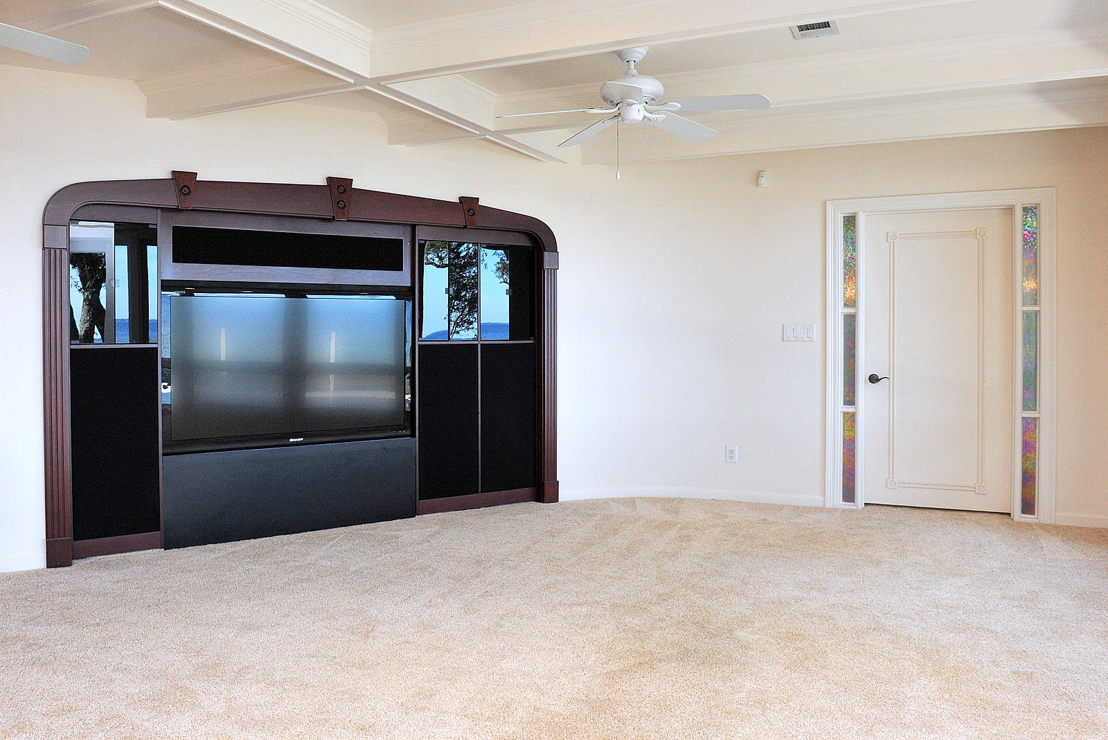 ELLIOTTS POINT - Residential