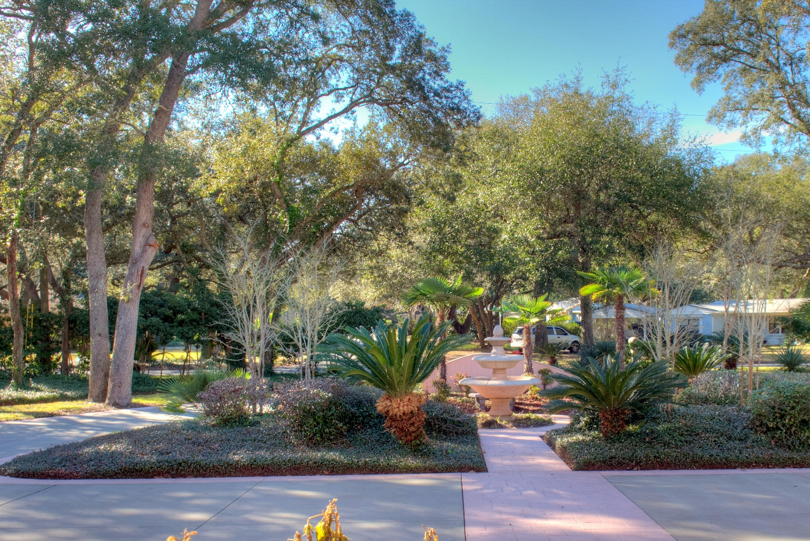 ELLIOTTS POINT - Residential