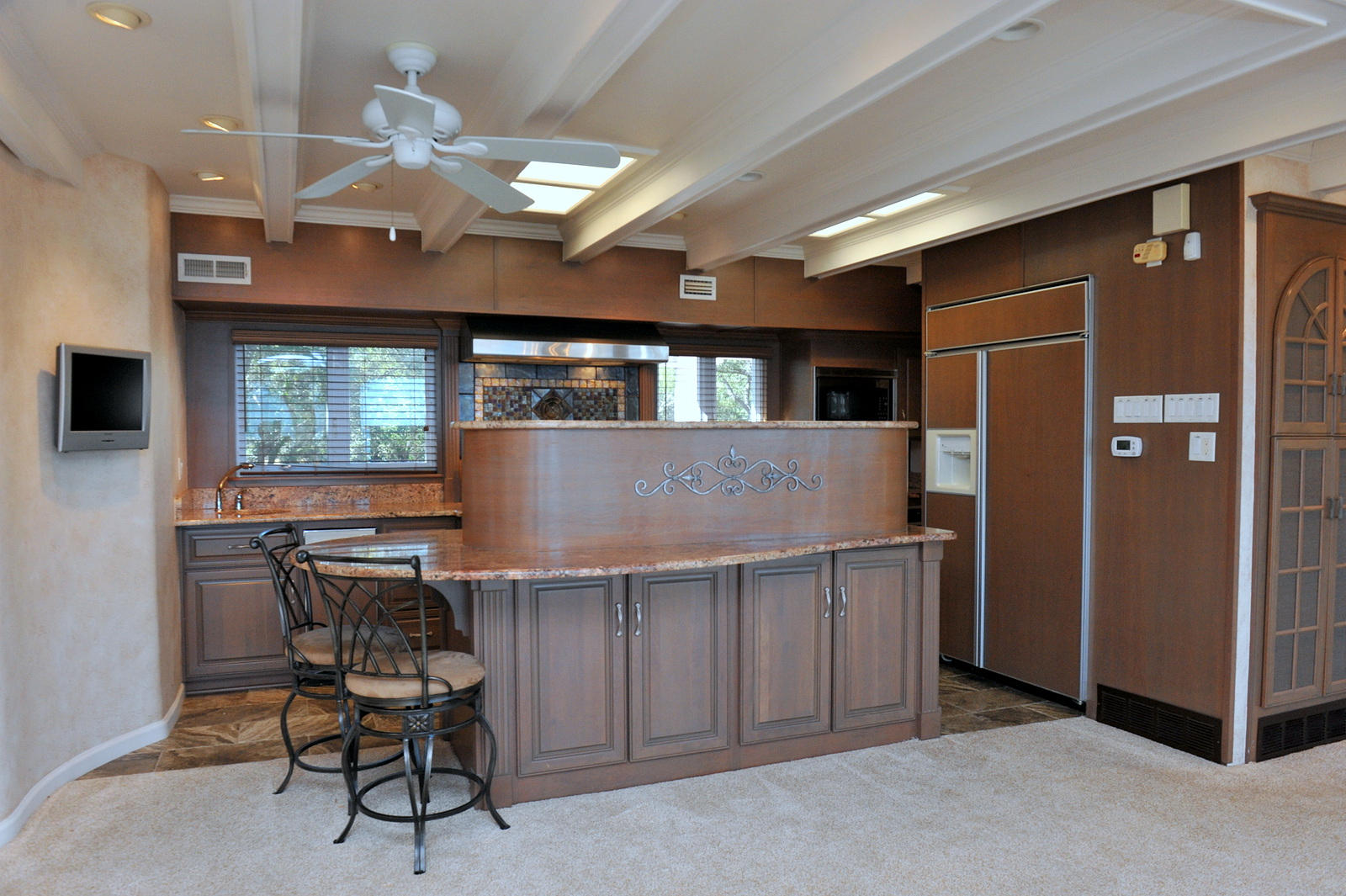 ELLIOTTS POINT - Residential