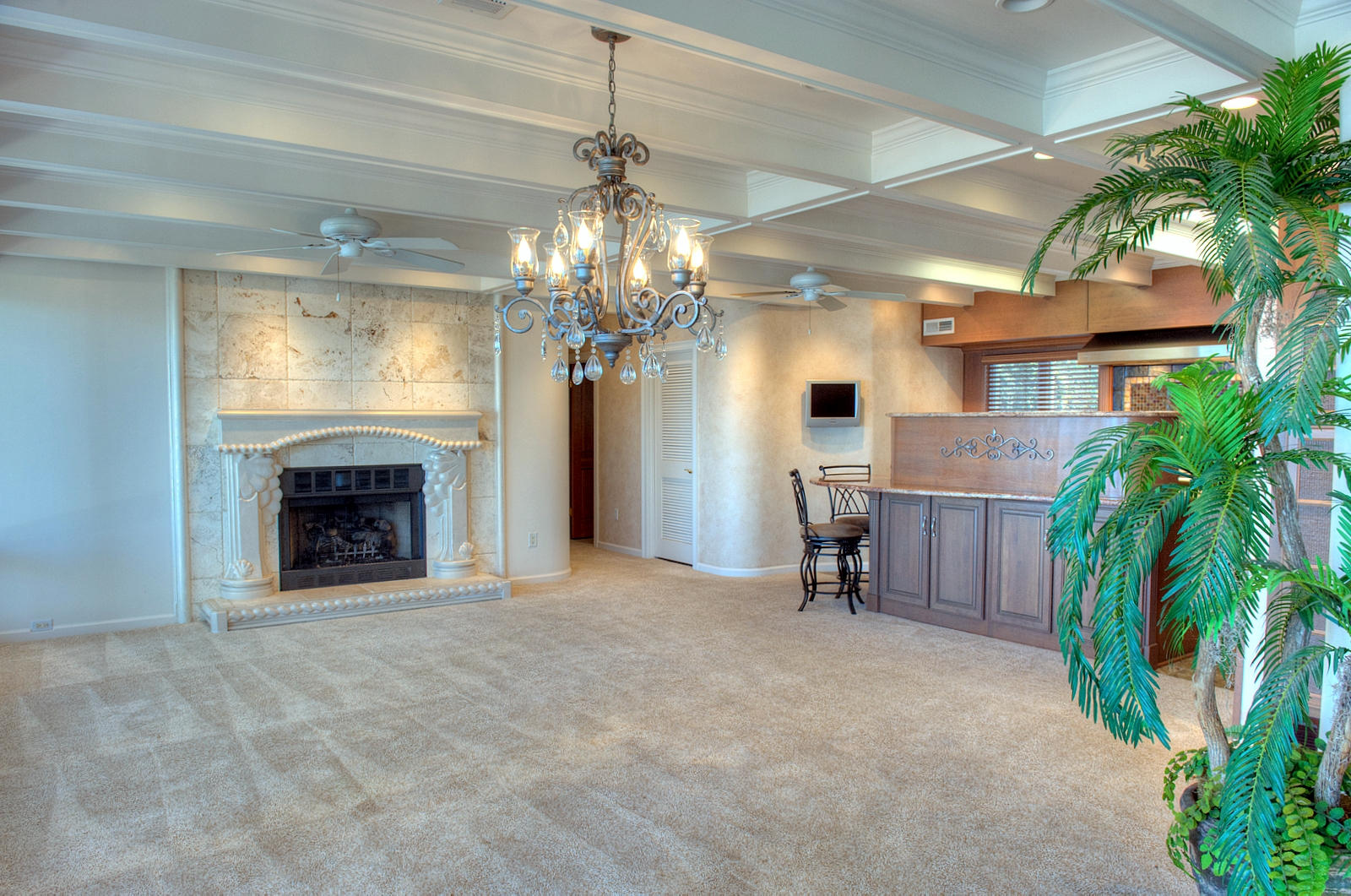 ELLIOTTS POINT - Residential