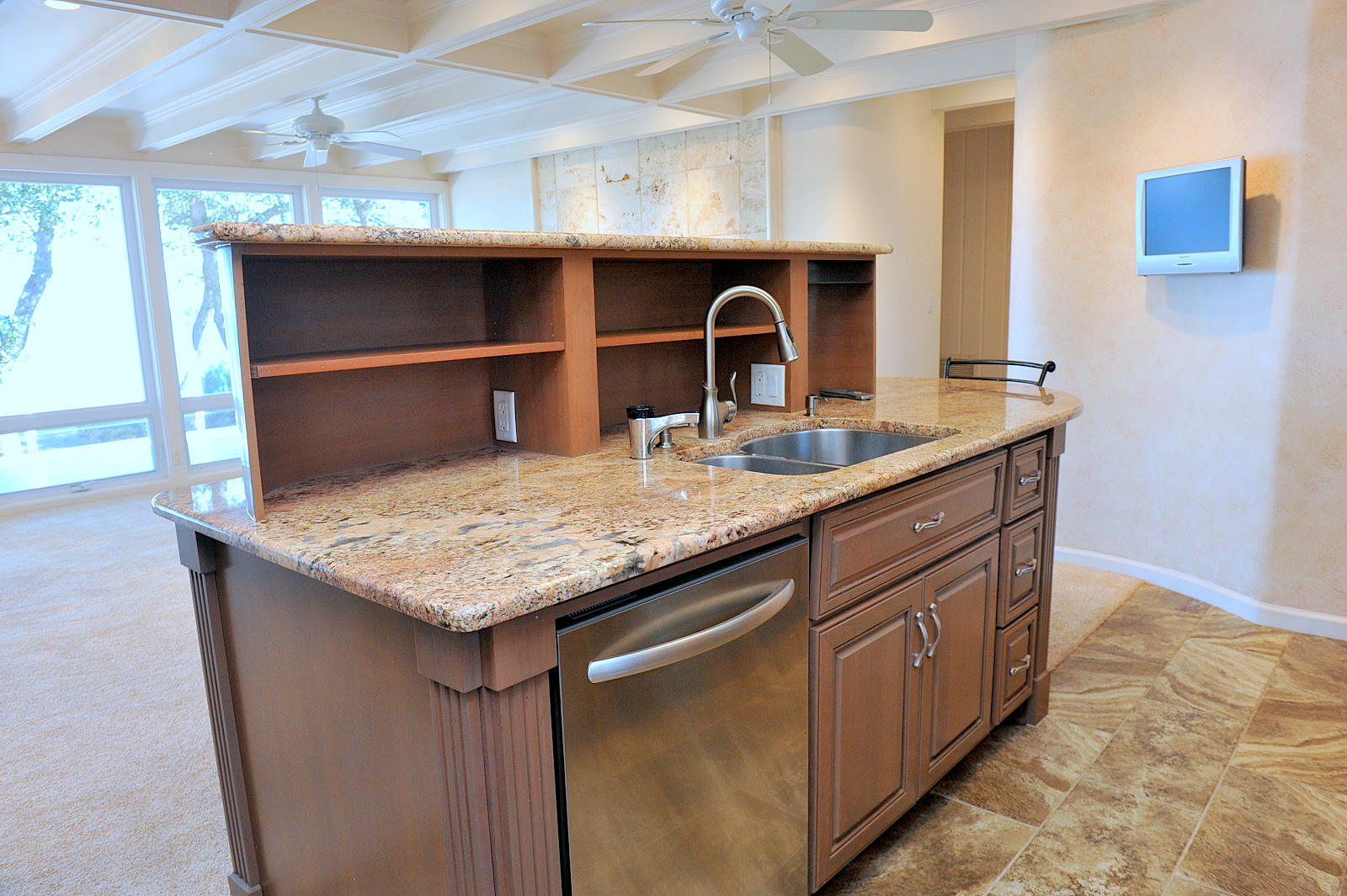 ELLIOTTS POINT - Residential