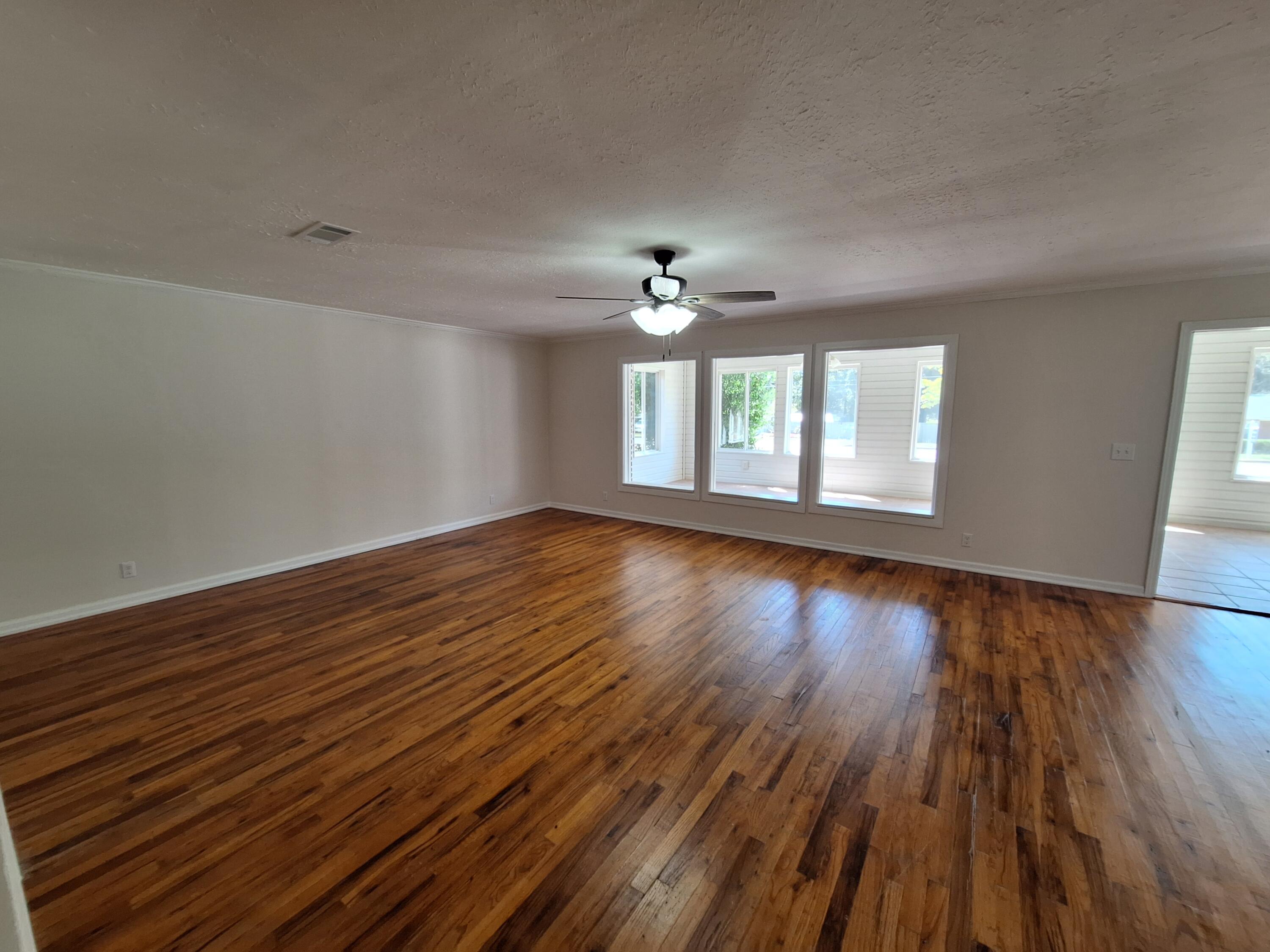 ADAMS POWELL - Residential