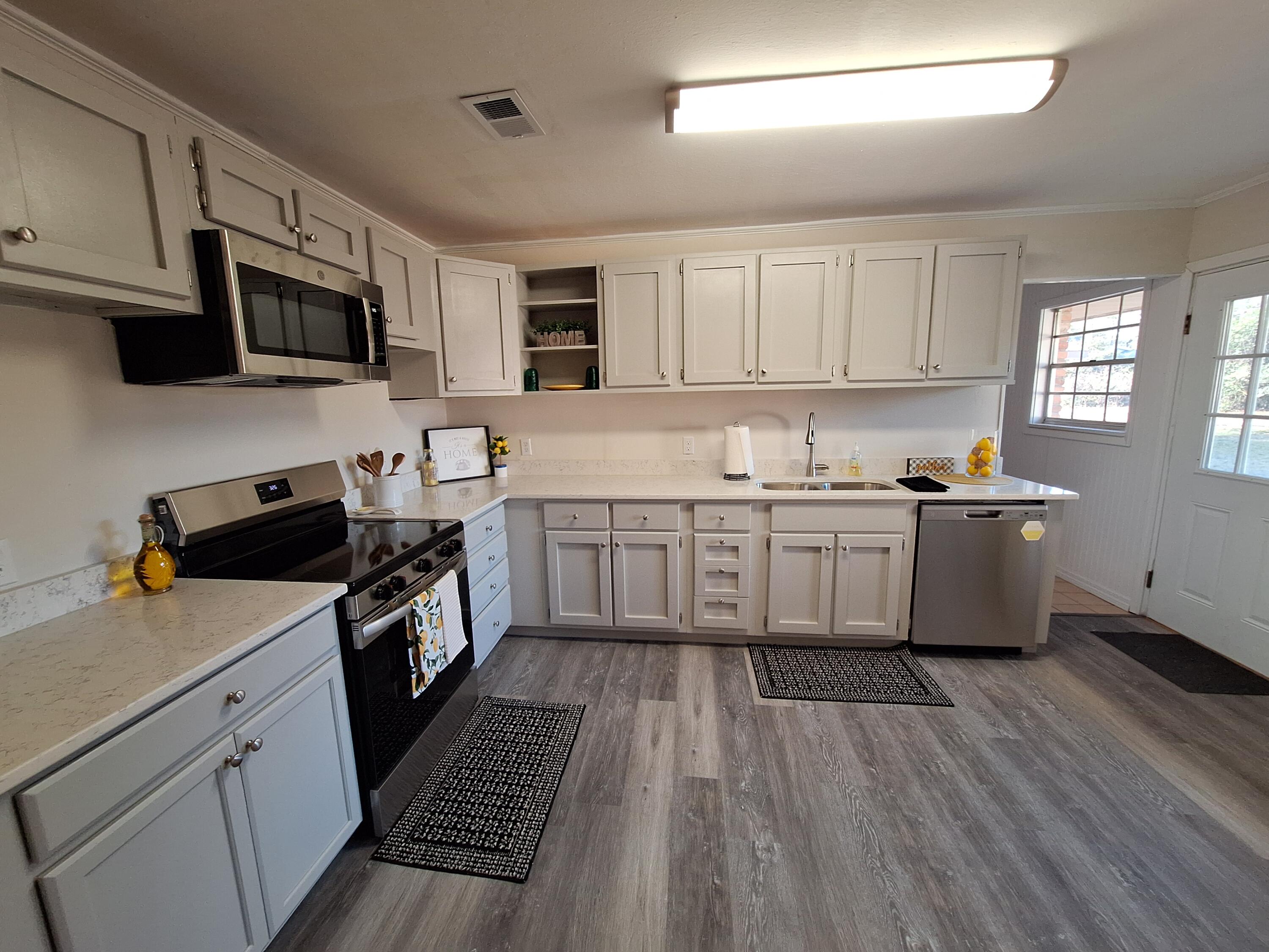 ADAMS POWELL - Residential