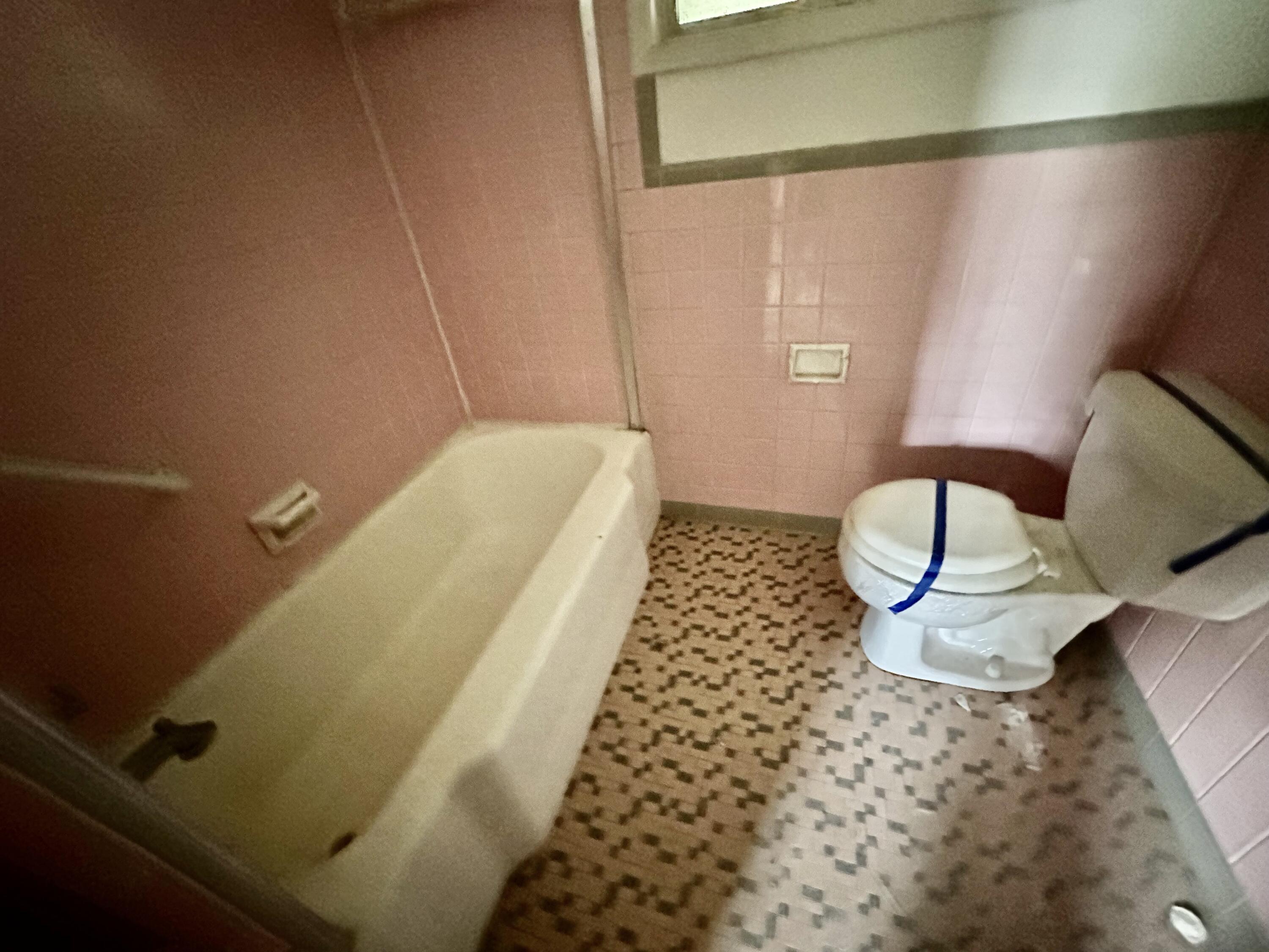 EGLIN HIGHWAY S/D LOT 7 BLK K - Residential