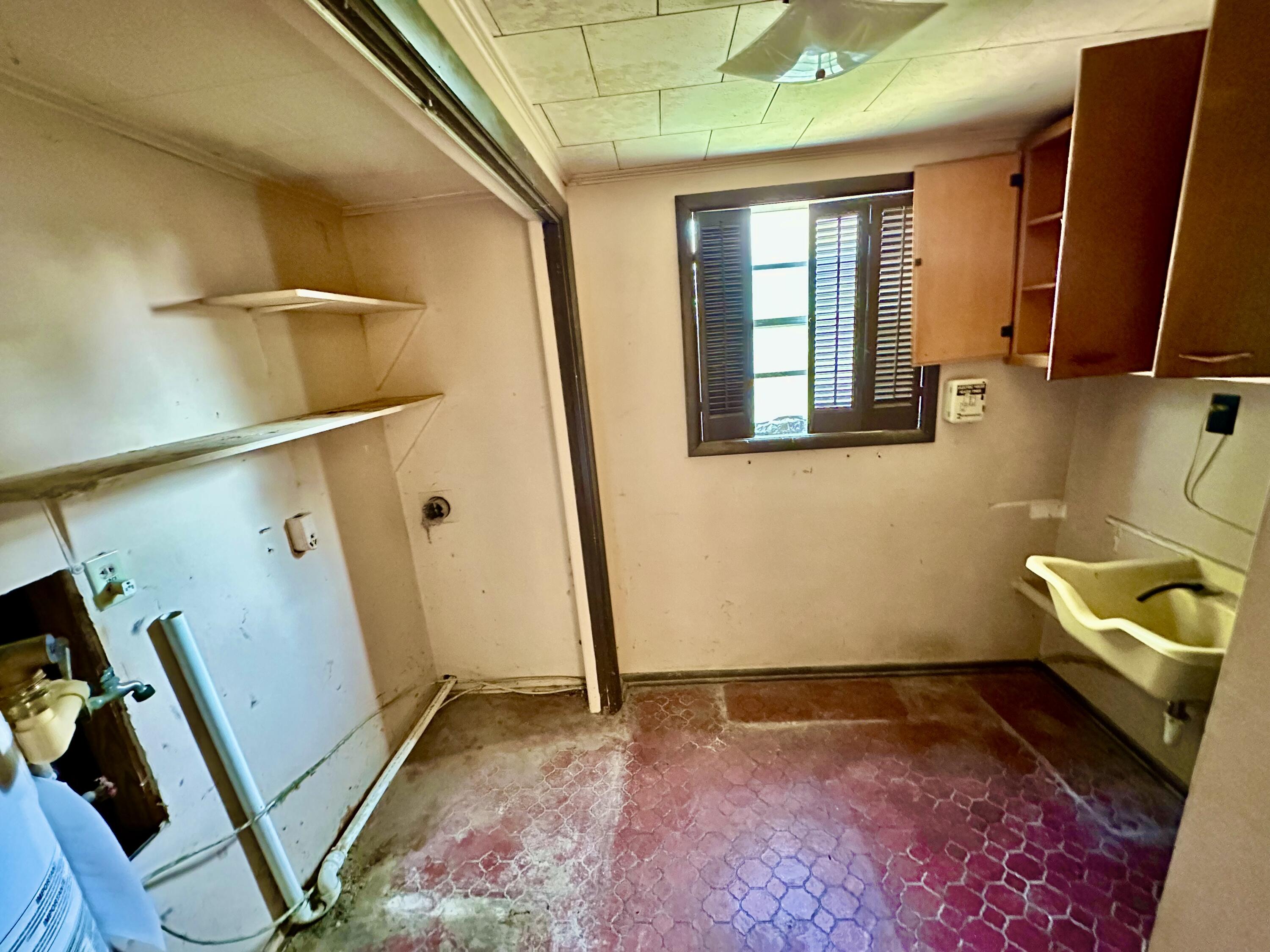 EGLIN HIGHWAY S/D LOT 7 BLK K - Residential